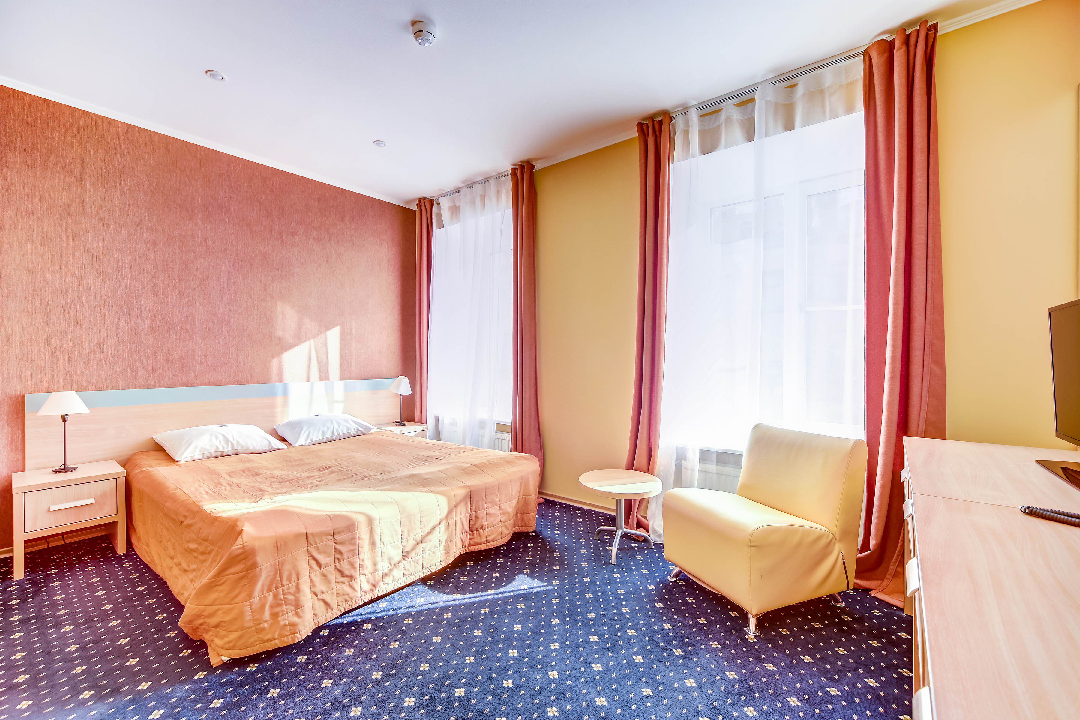 Polikoff Business Hotel