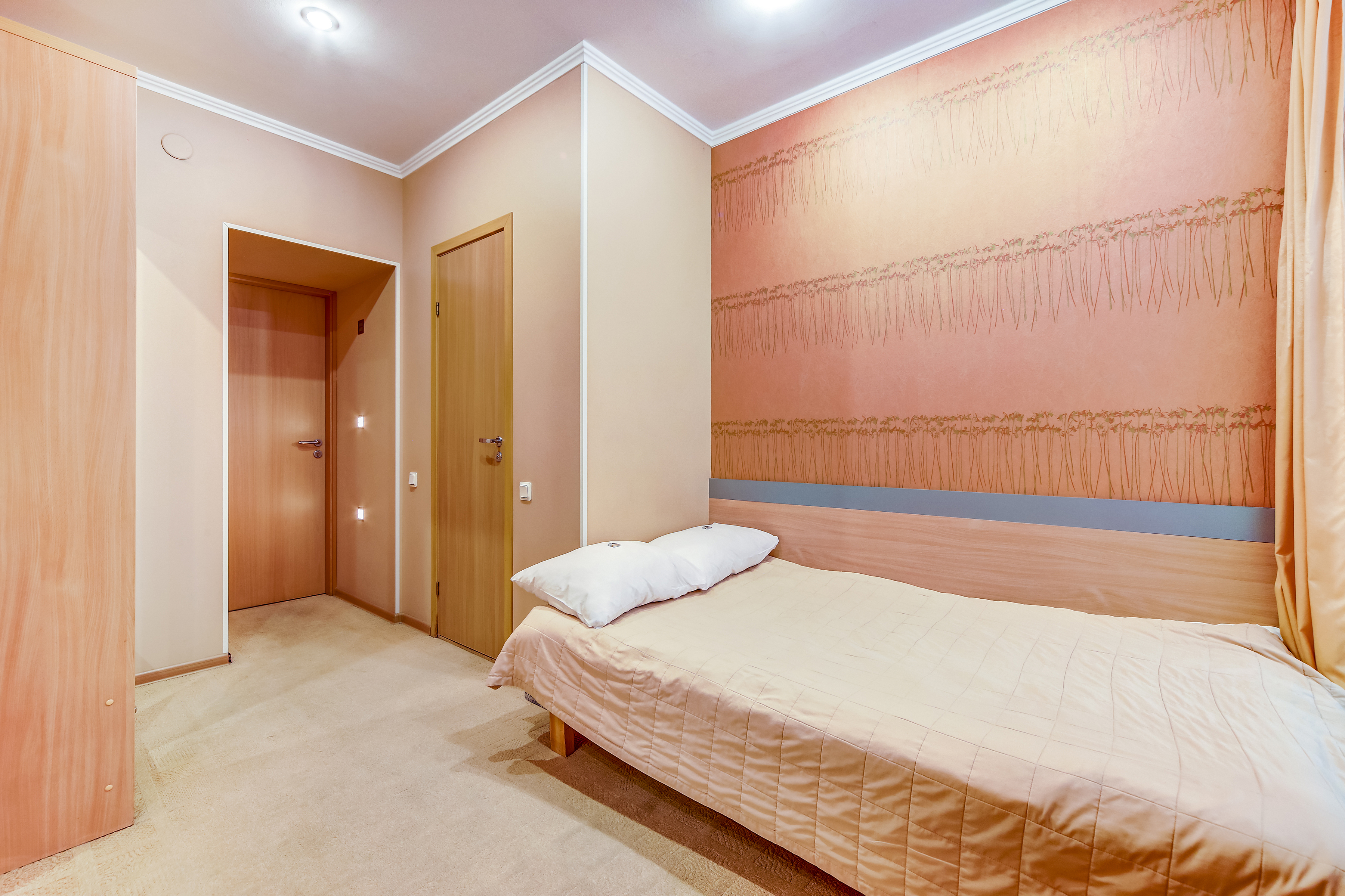 Polikoff Business Hotel