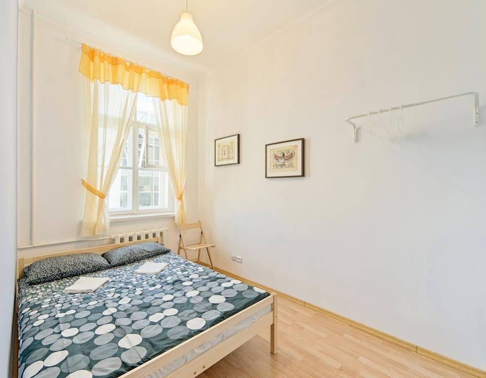 Port Hostel On Sennaya