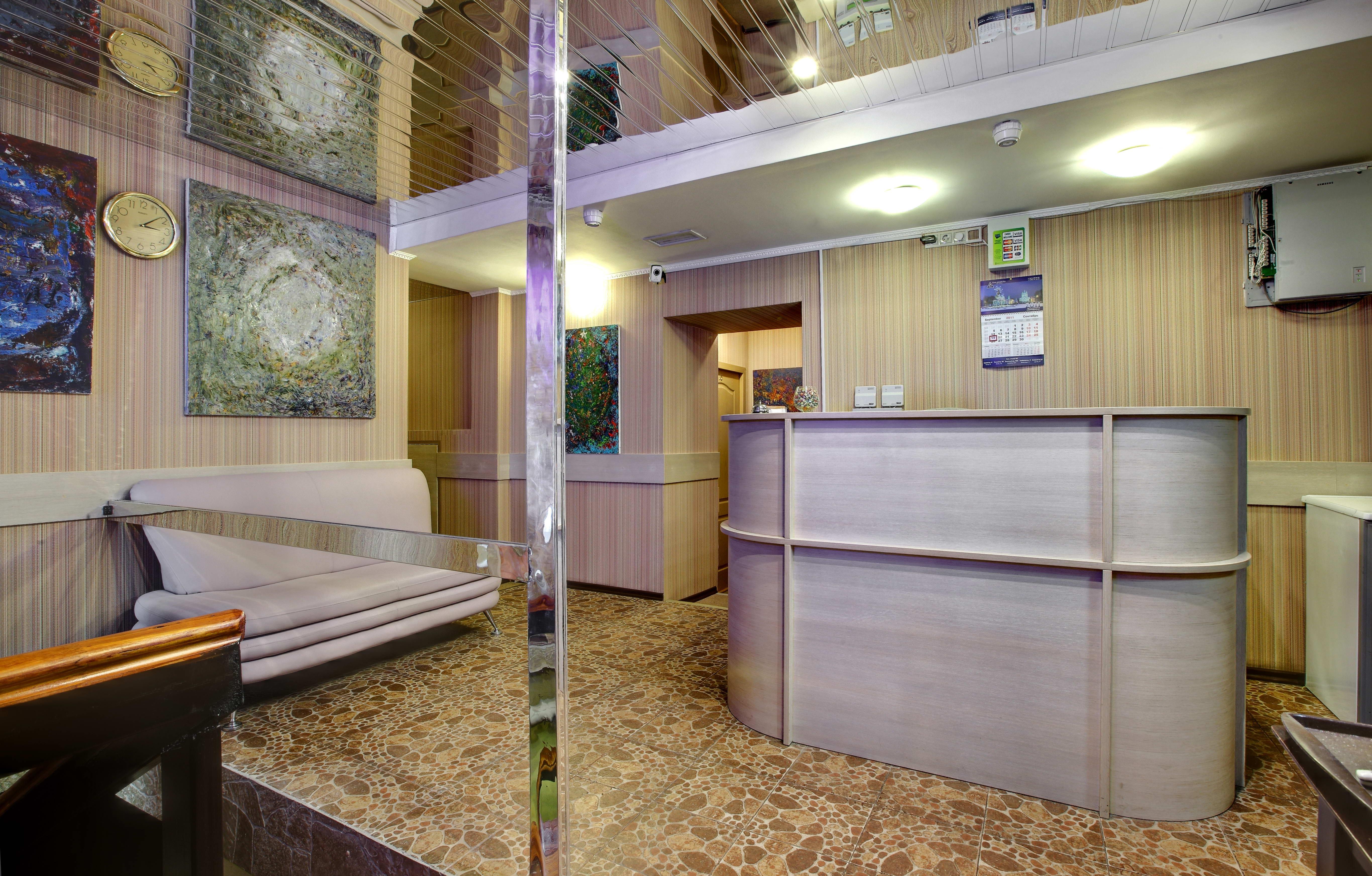 Travelto Ligovsky 87