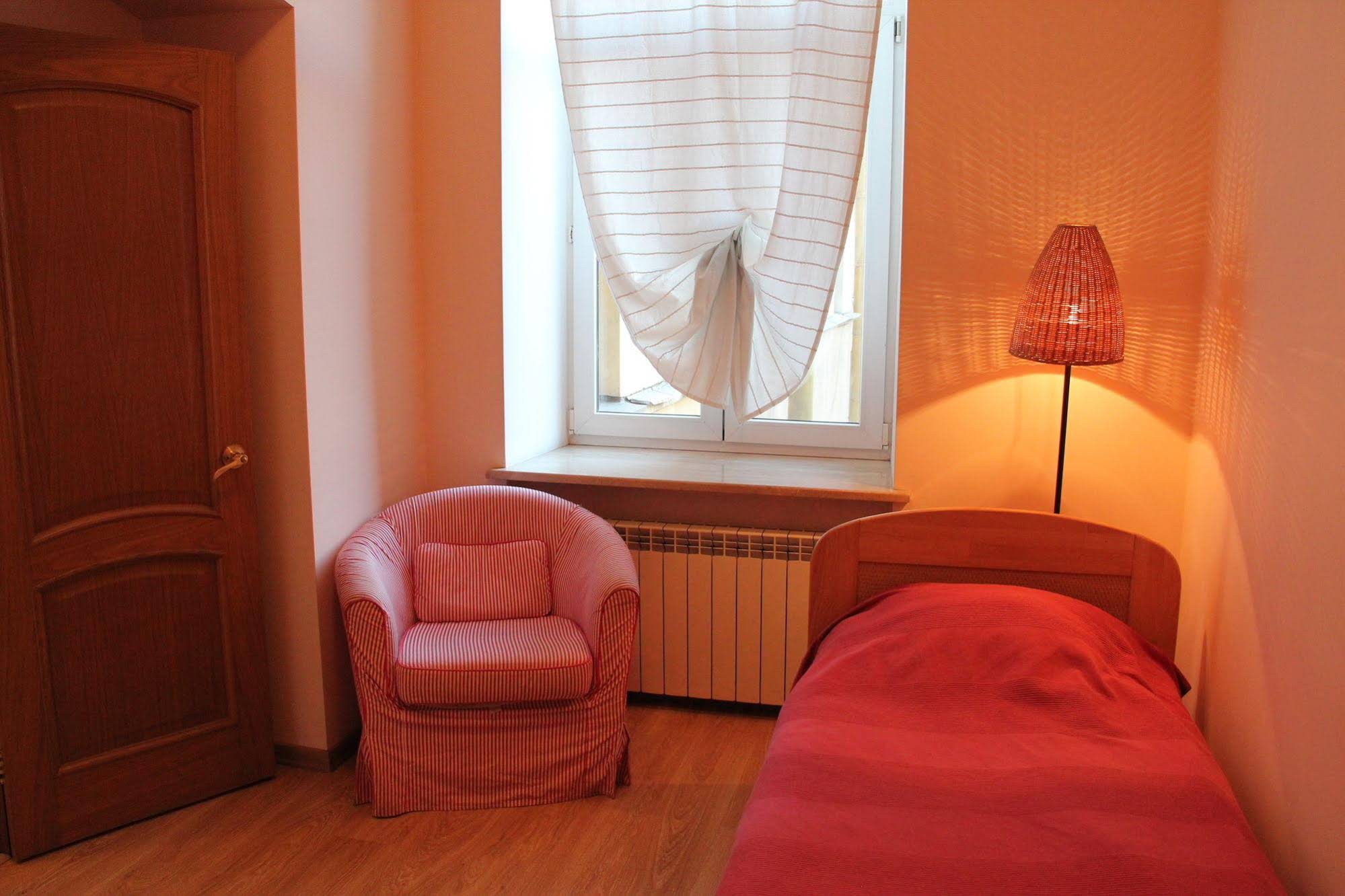 Randhouse Morskaya B&B