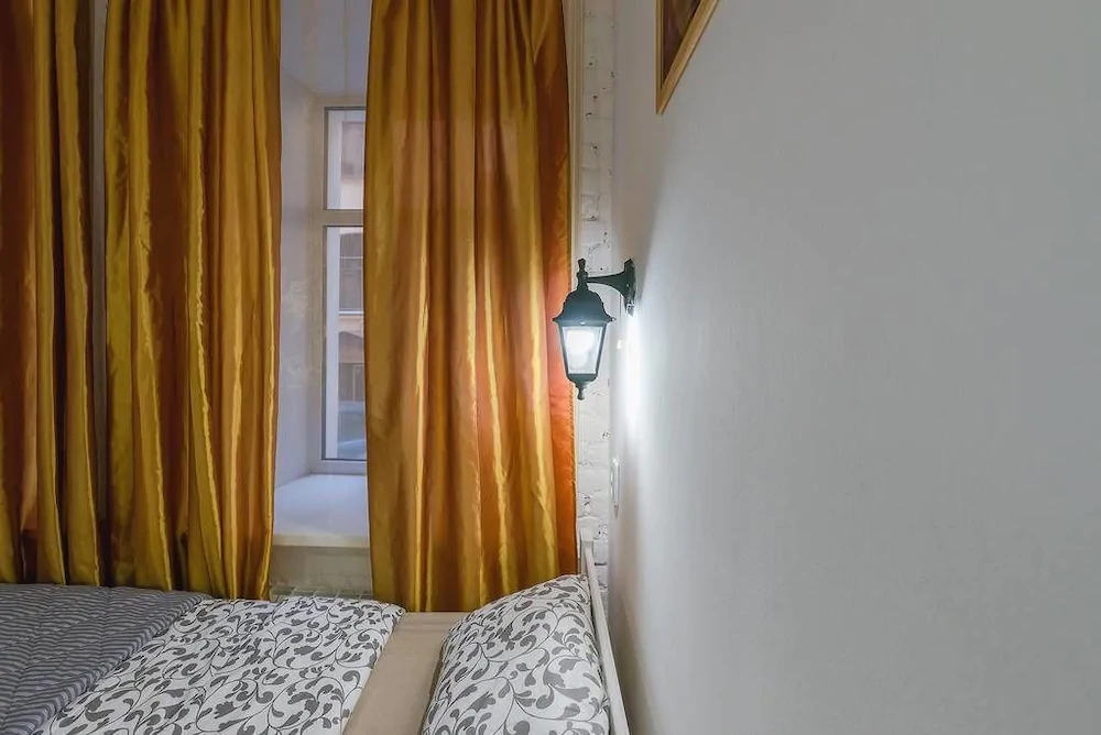 RentalSPb old city on Nevsky