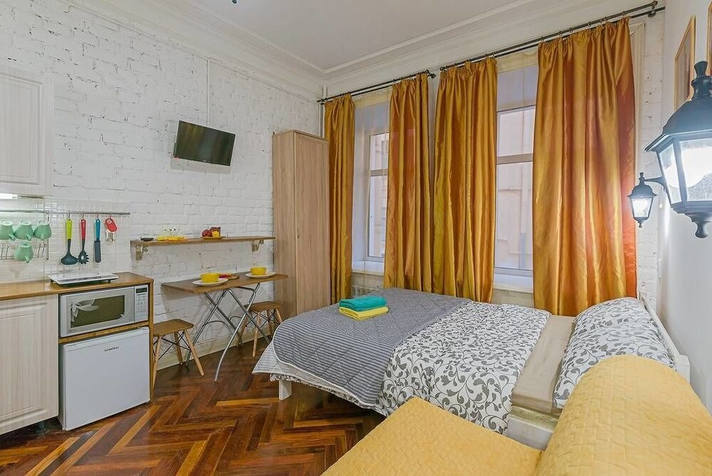 RentalSPb old city on Nevsky