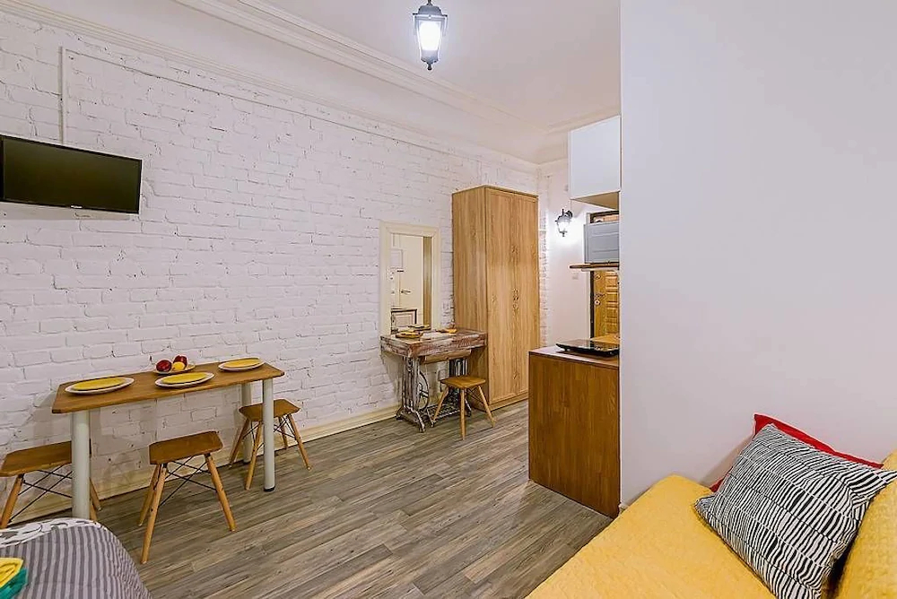 RentalSPb old city on Nevsky