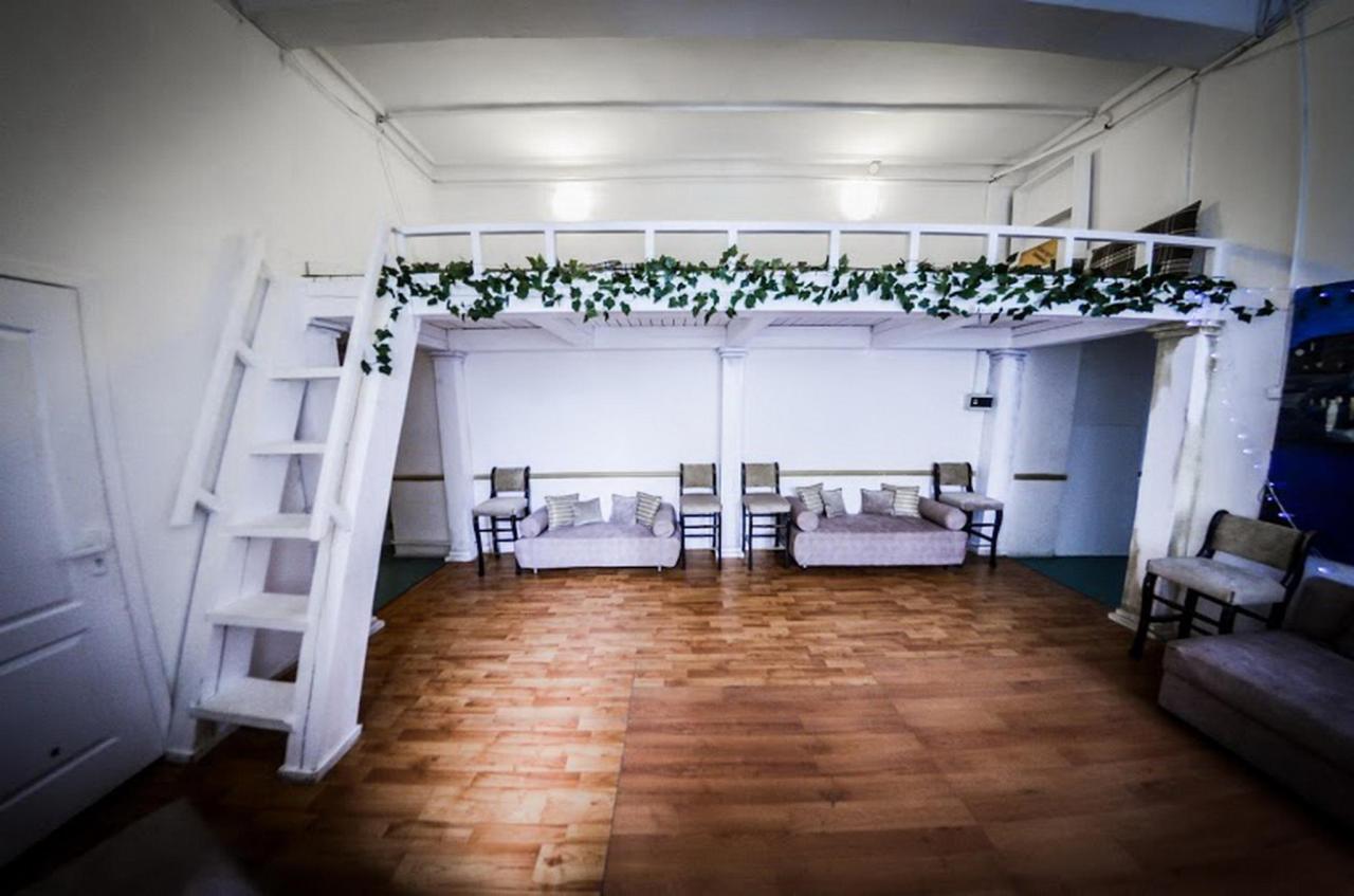 Rest Hostel
