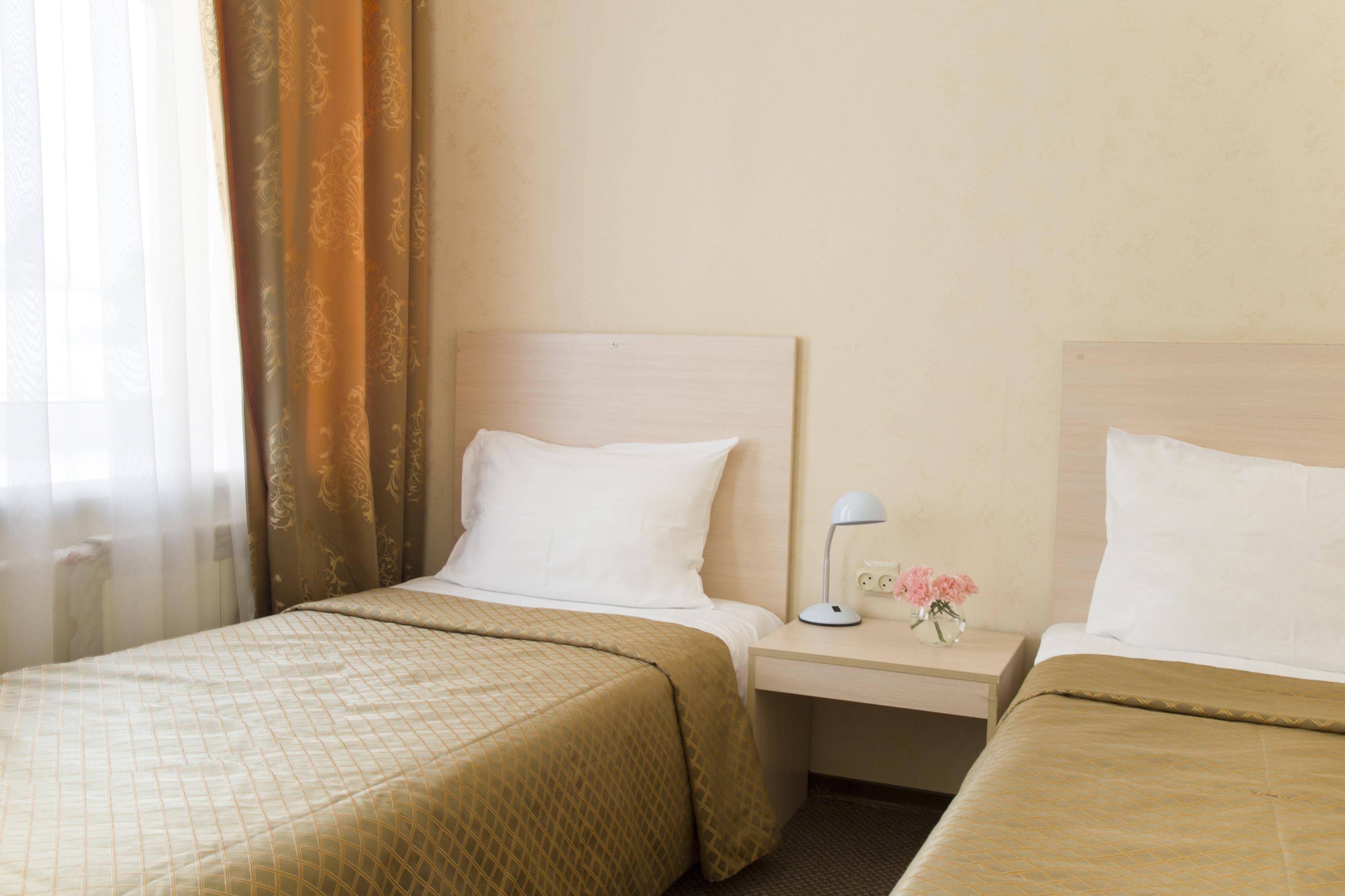 Rich Hotel