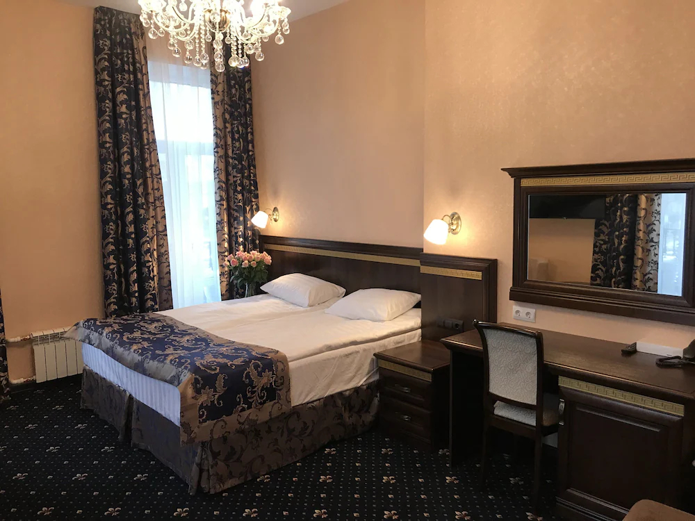 Sapphire Hotel