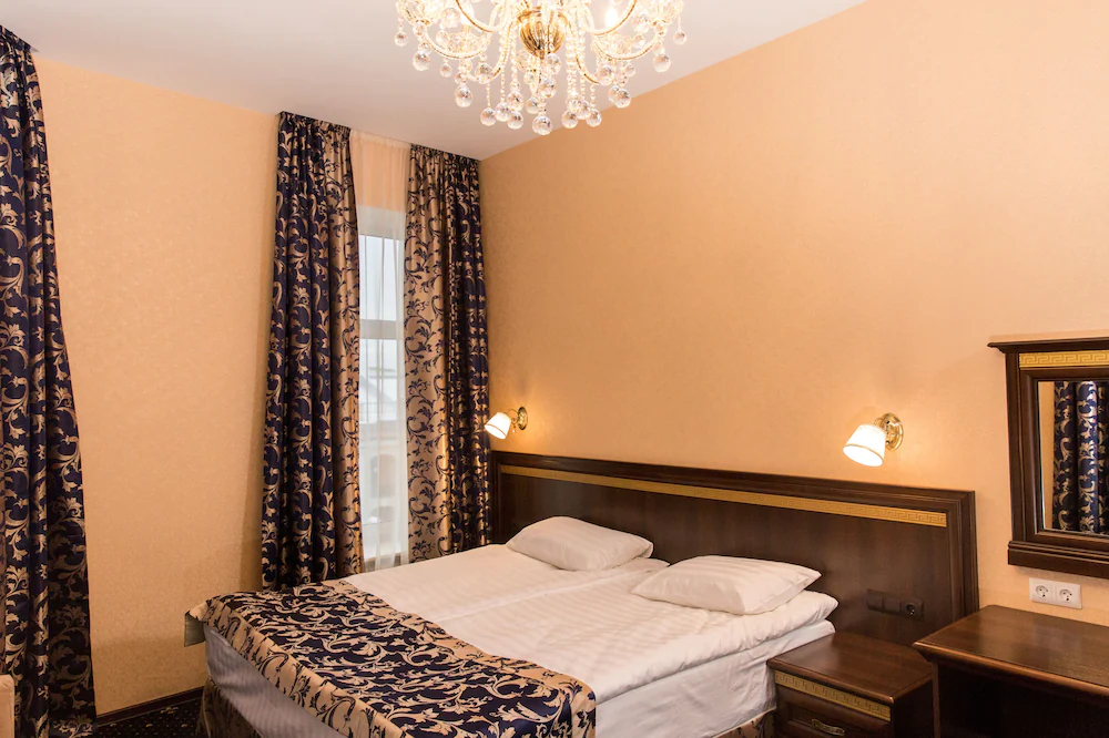 Sapphire Hotel