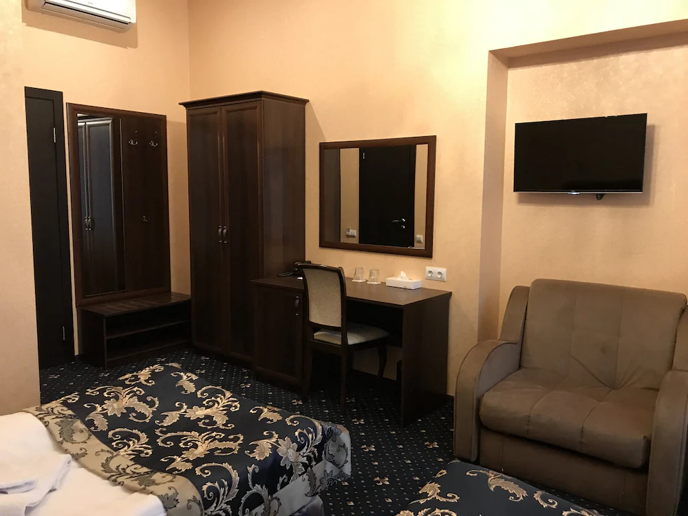 Sapphire Hotel