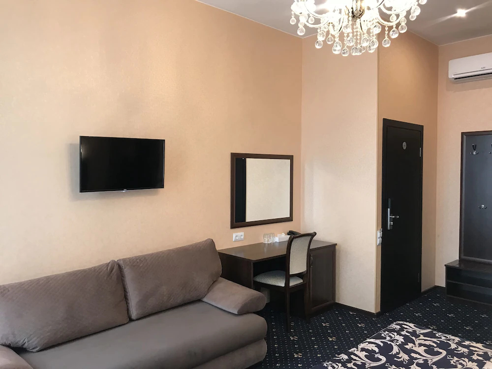 Sapphire Hotel