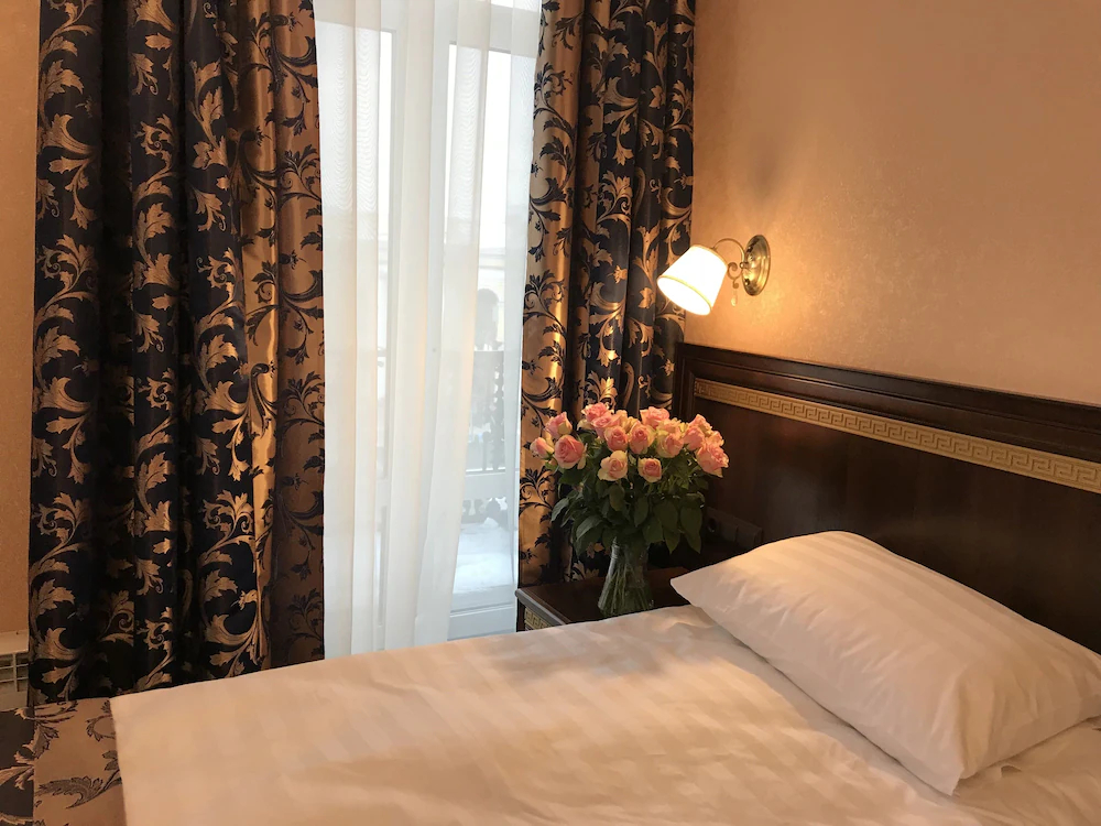 Sapphire Hotel