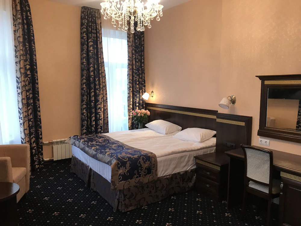 Sapphire Hotel