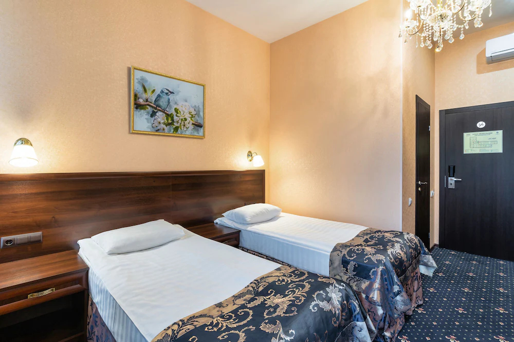 Sapphire Hotel