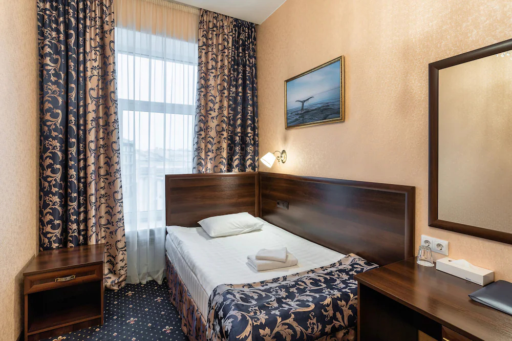 Sapphire Hotel