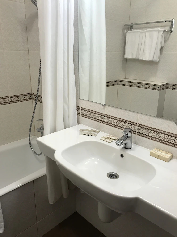 Sapphire Hotel