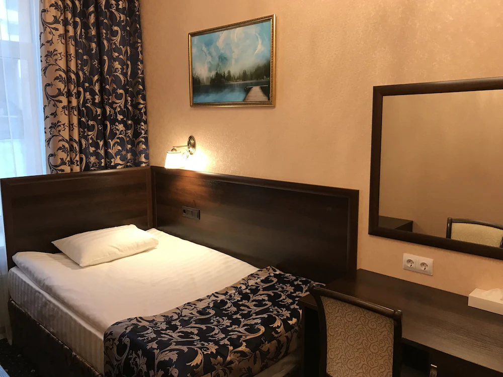 Sapphire Hotel