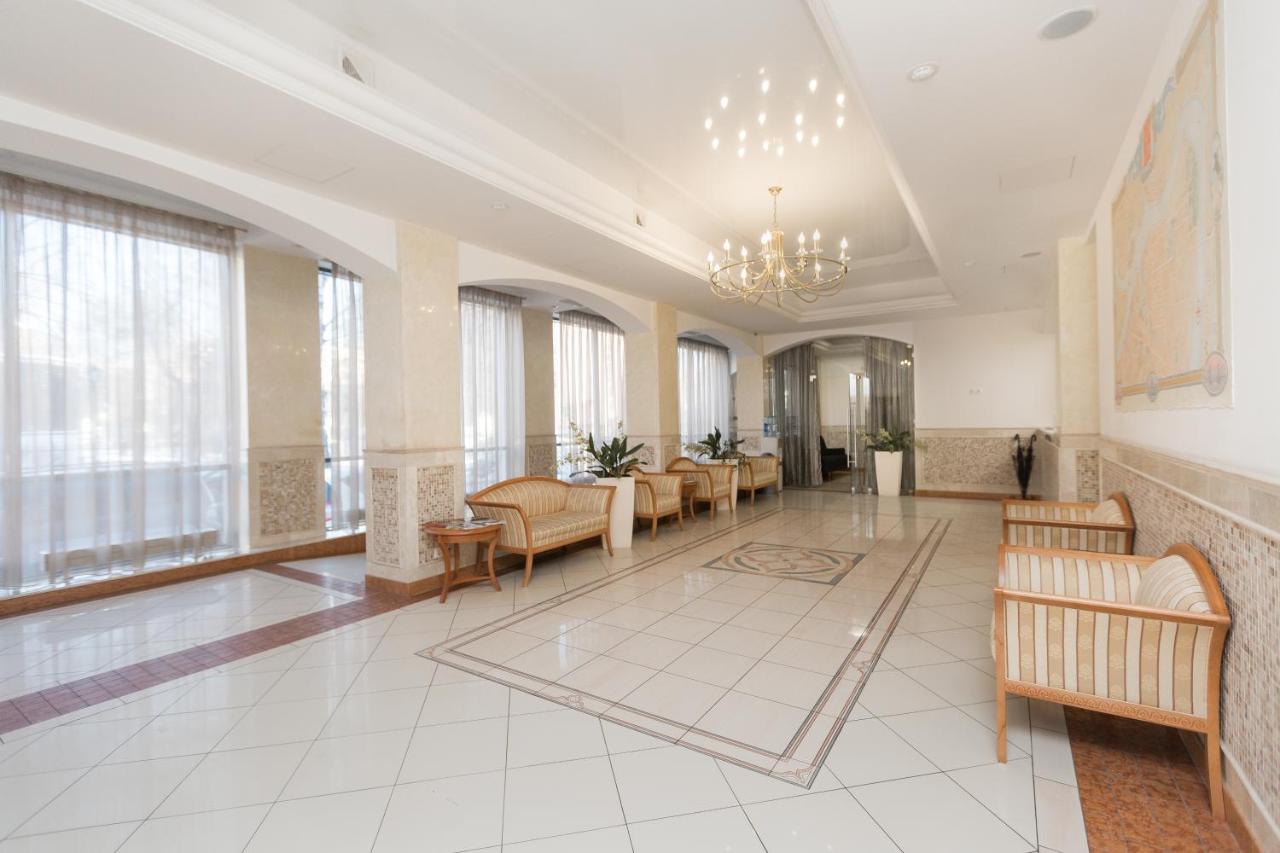 Sharf Hotel