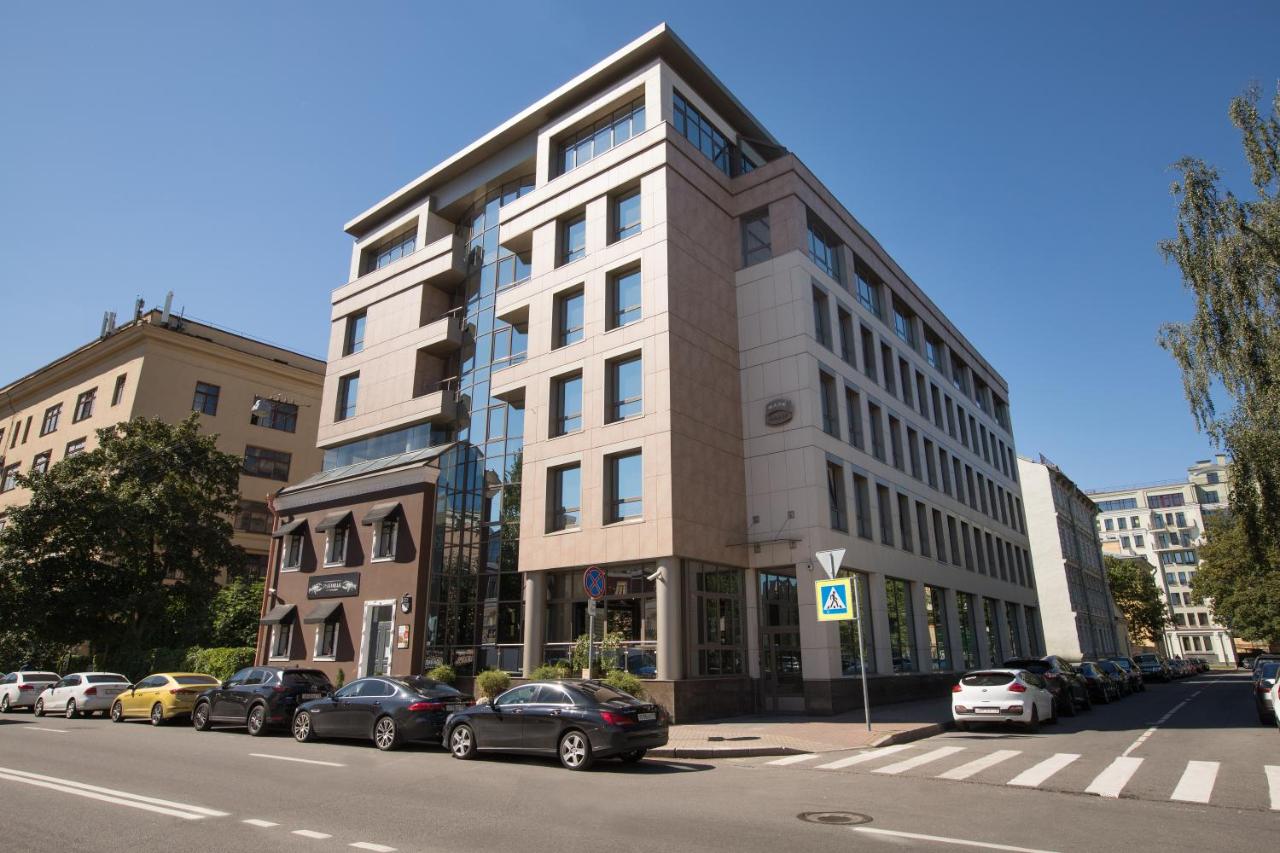 Sharf Hotel