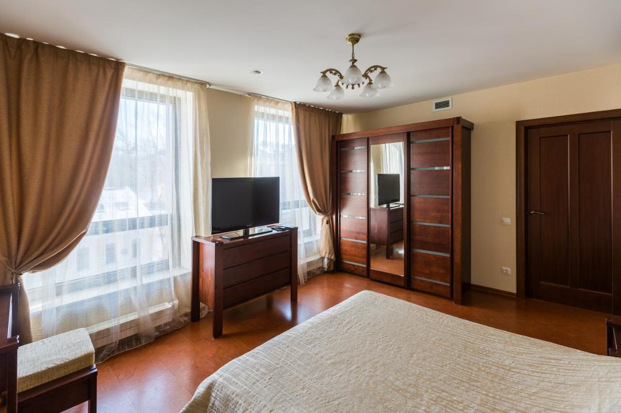 Sharf Hotel