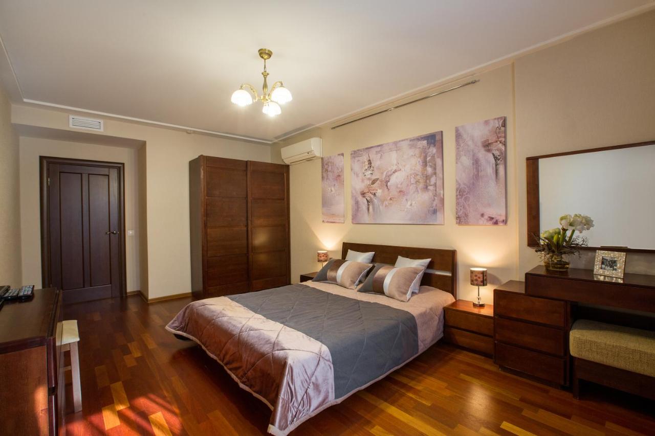 Sharf Hotel