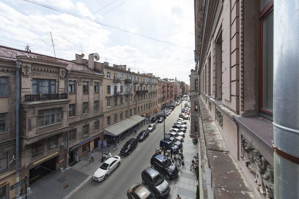 Solo on Nevsky Prospekt