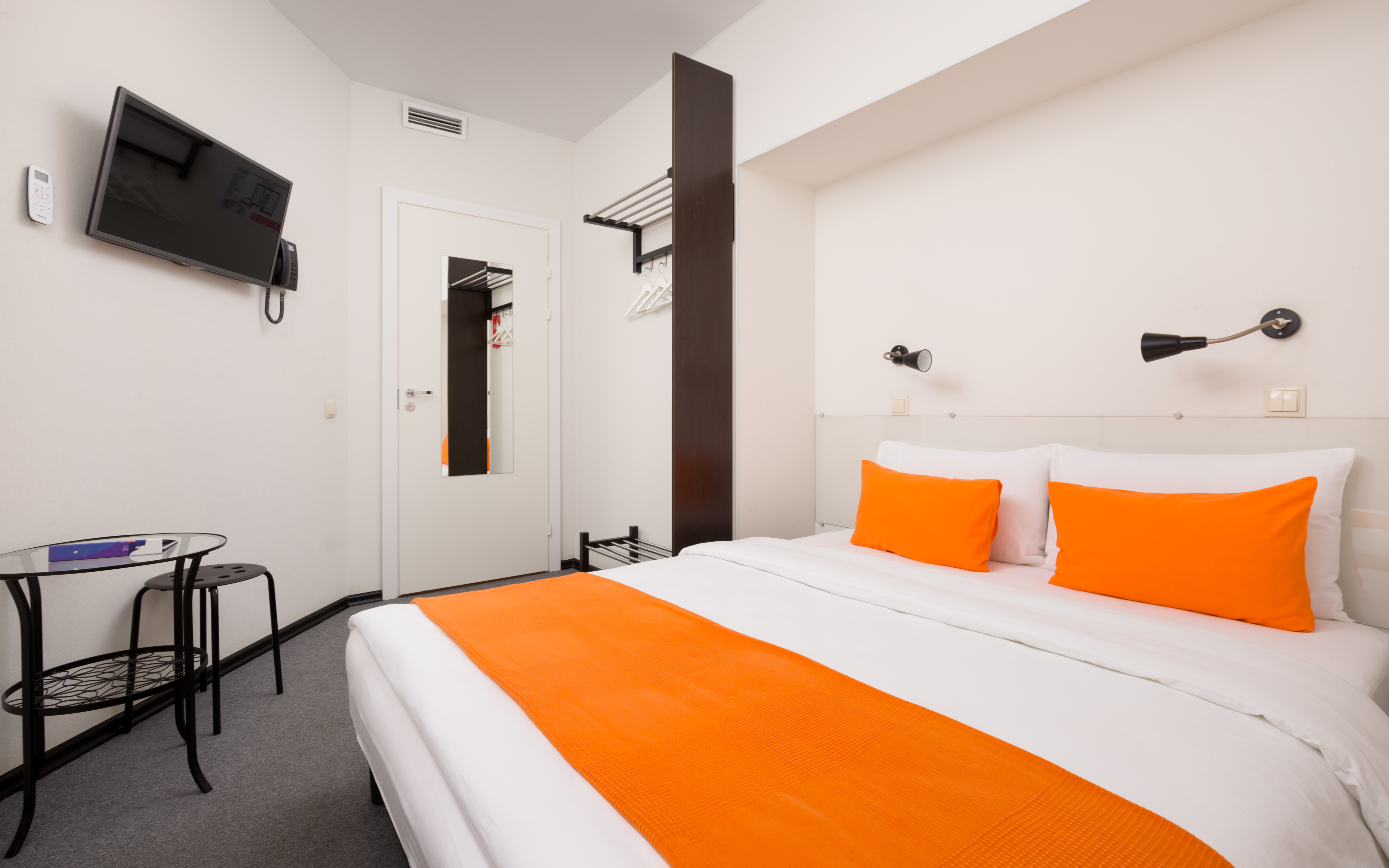 Station Hotel L1