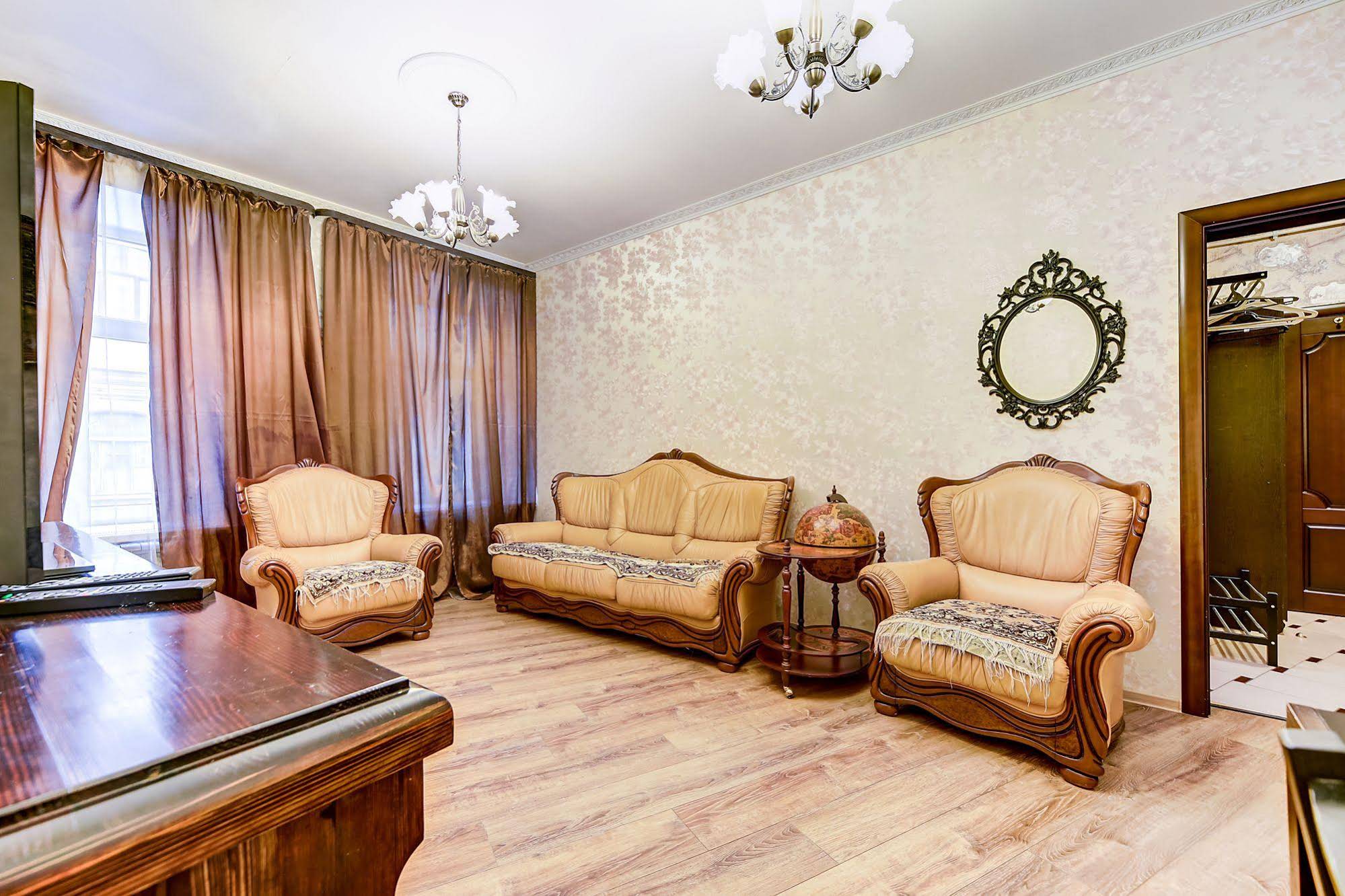 STN Apartments near Moscow Railway Station