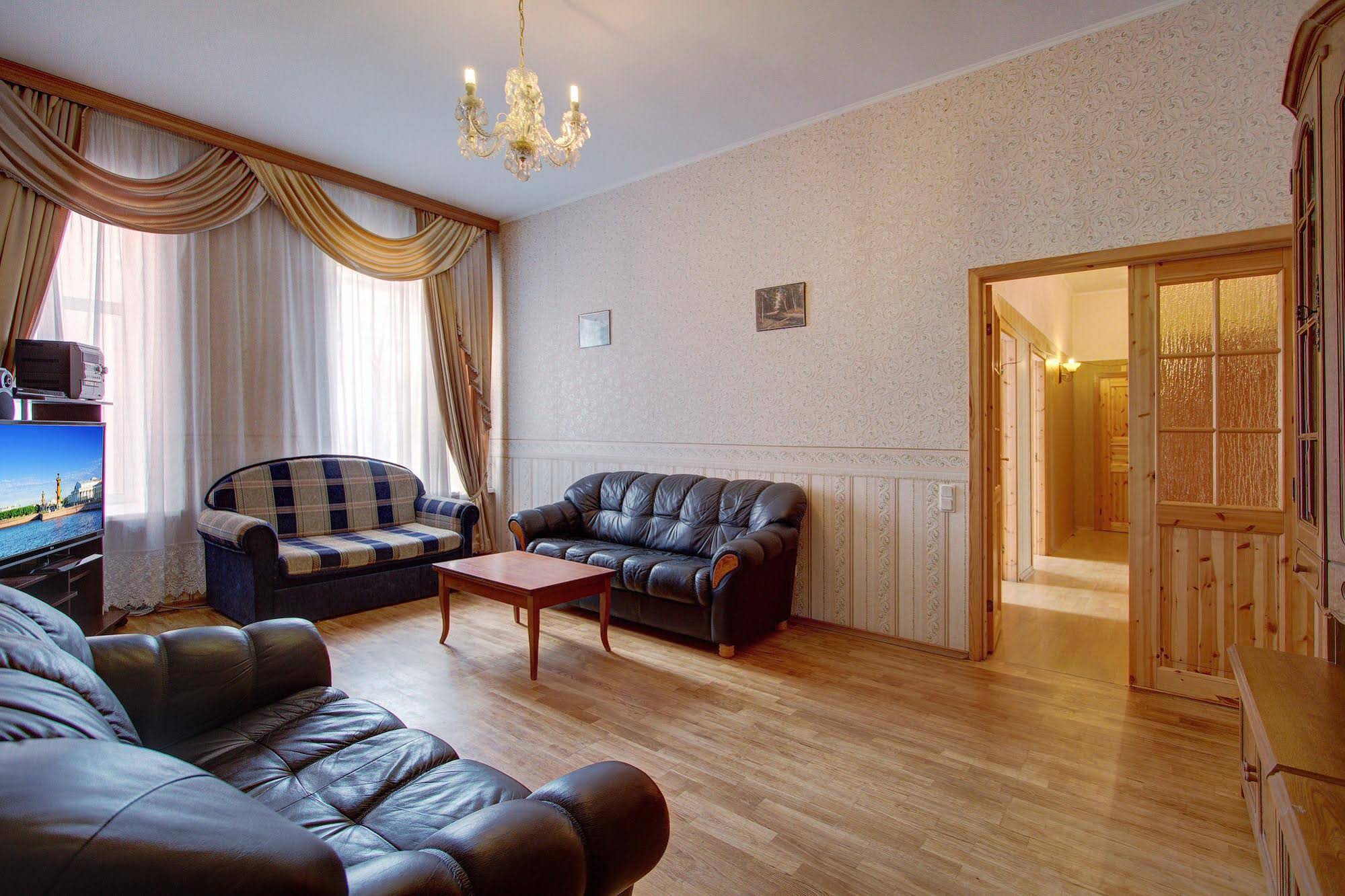 STN Apartments near Moscow Railway Station