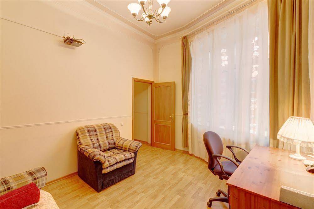 STN Apartments on Ploschad Vosstaniya