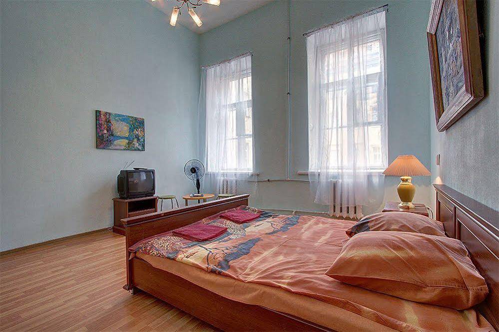 STN Apartments on Ploschad Vosstaniya