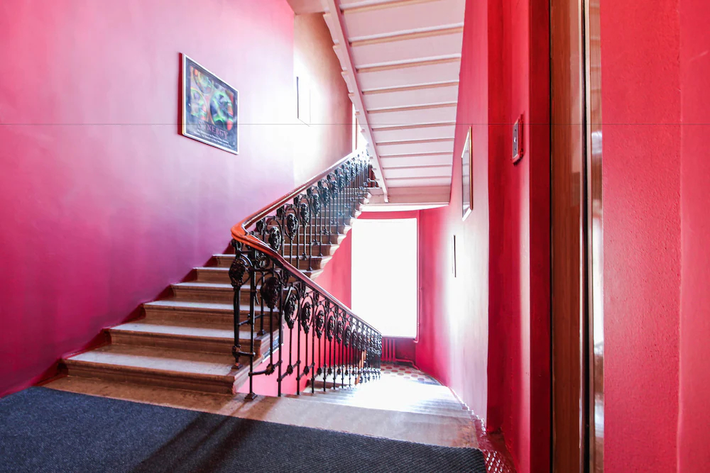 SuperHostel on Mayakovskogo 27