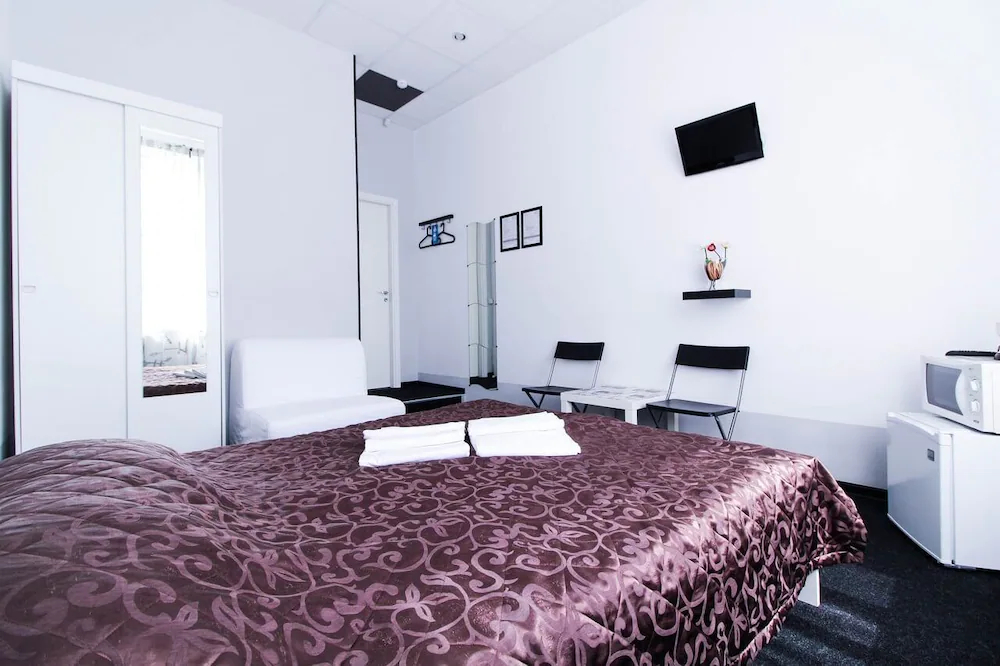 SuperHostel on Mayakovskogo 27