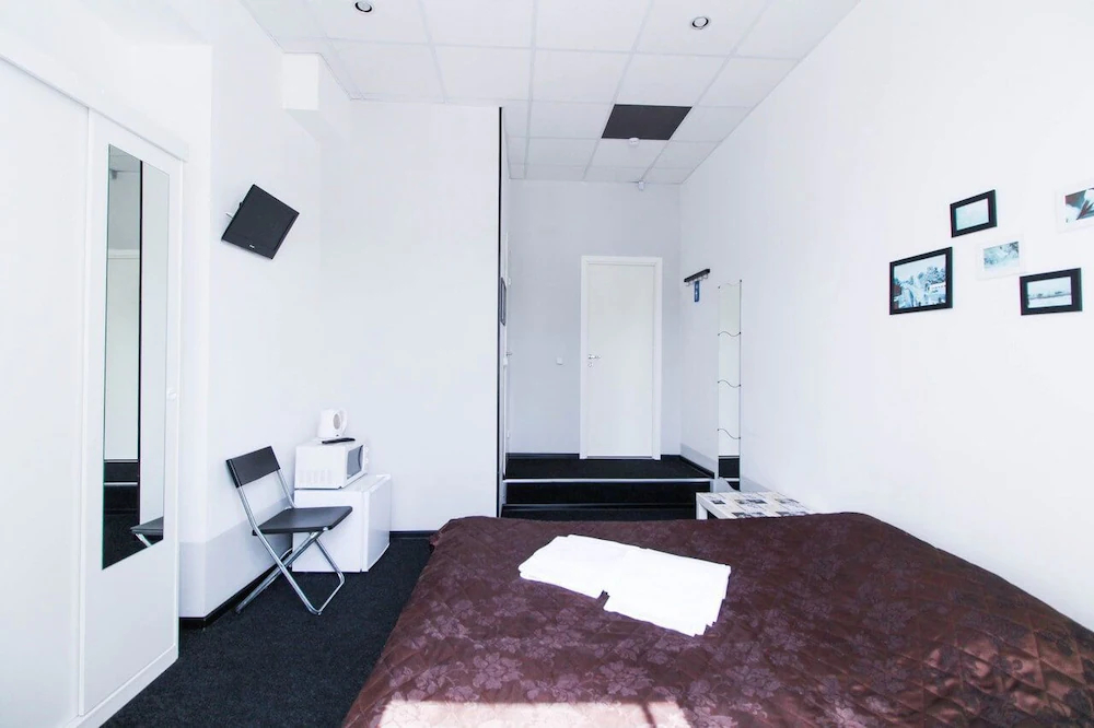 SuperHostel on Mayakovskogo 27