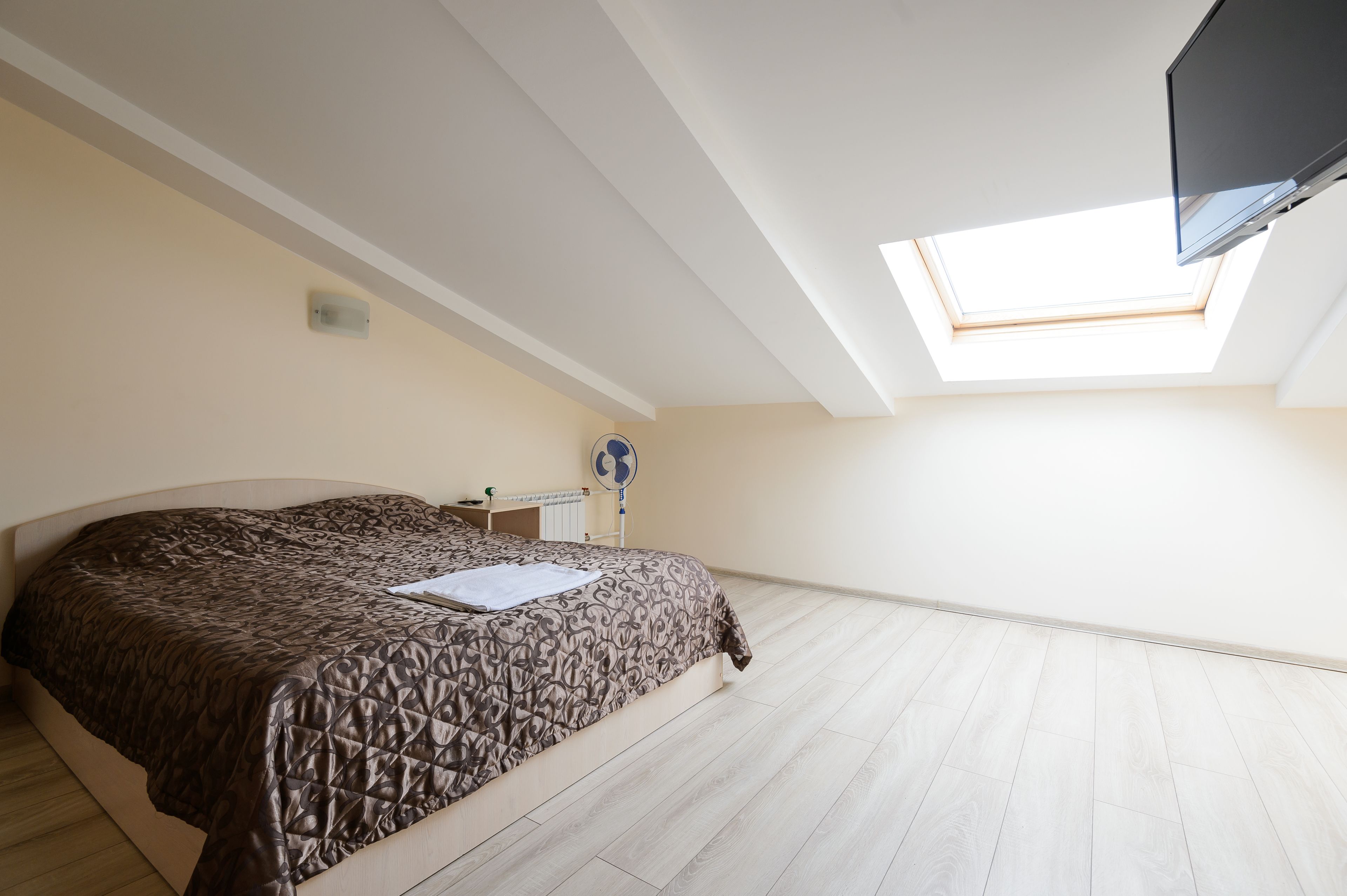 SuperHostel on Nevsky 130