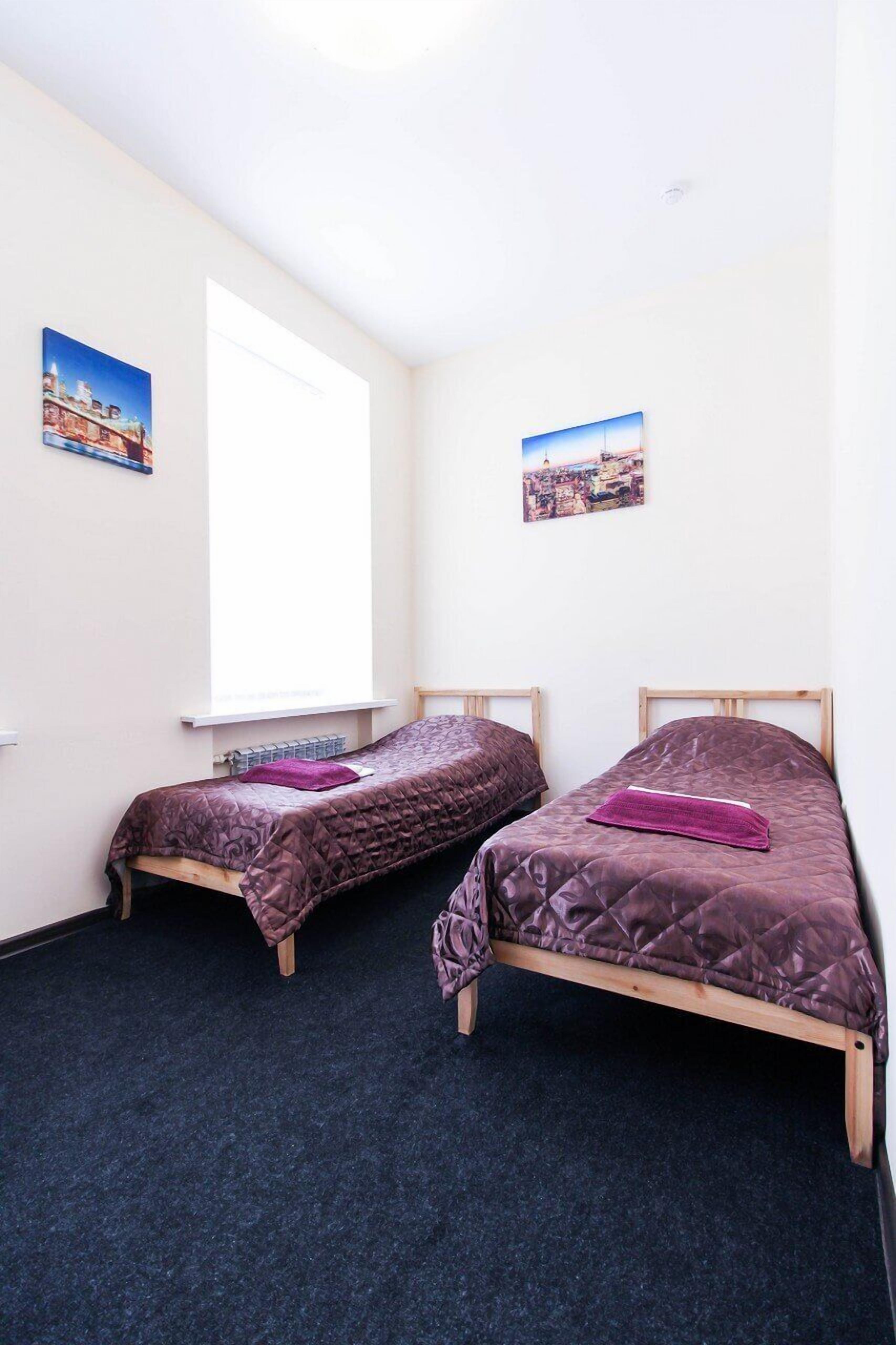 SuperHostel on Nevsky 130