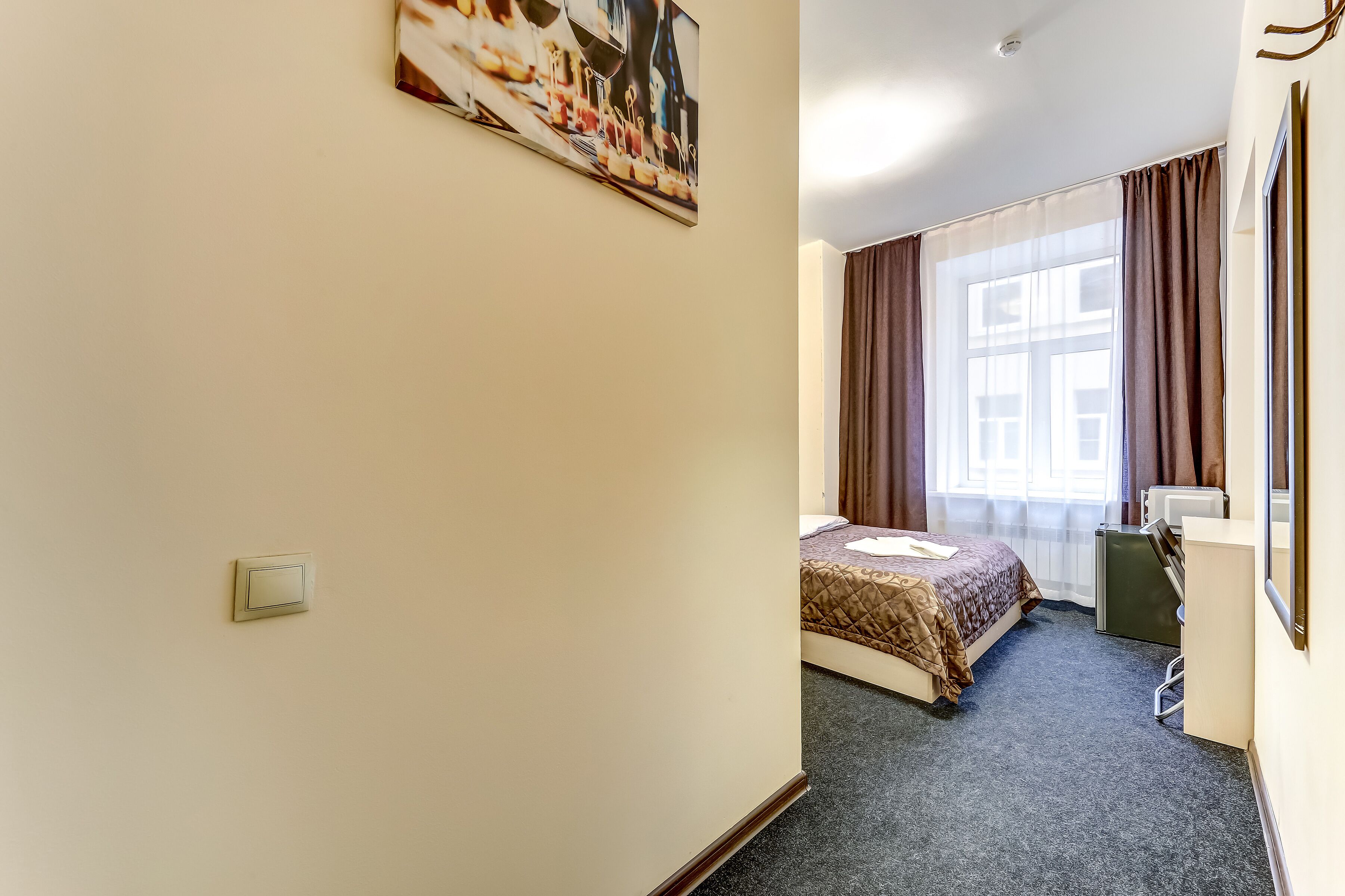 SuperHostel on Nevsky 130
