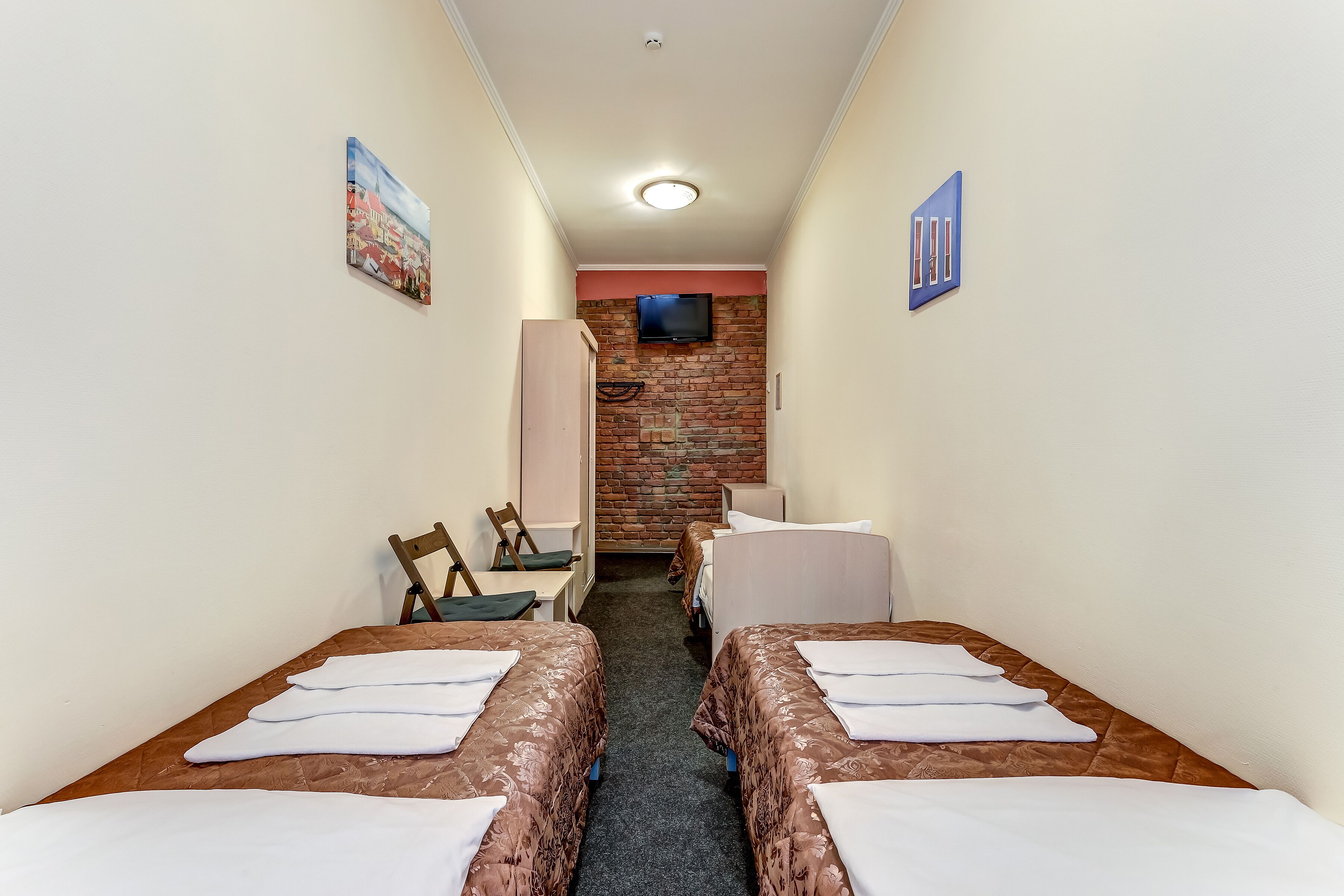 SuperHostel on Nevsky 130