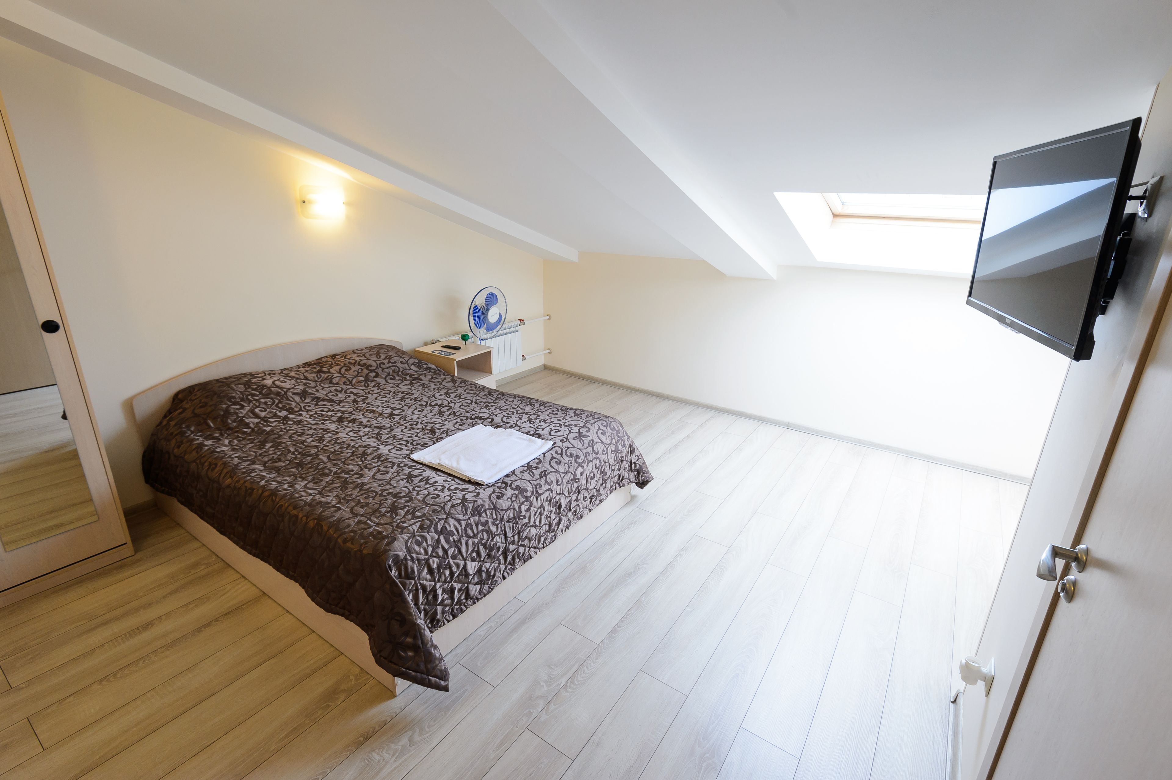 SuperHostel on Nevsky 130