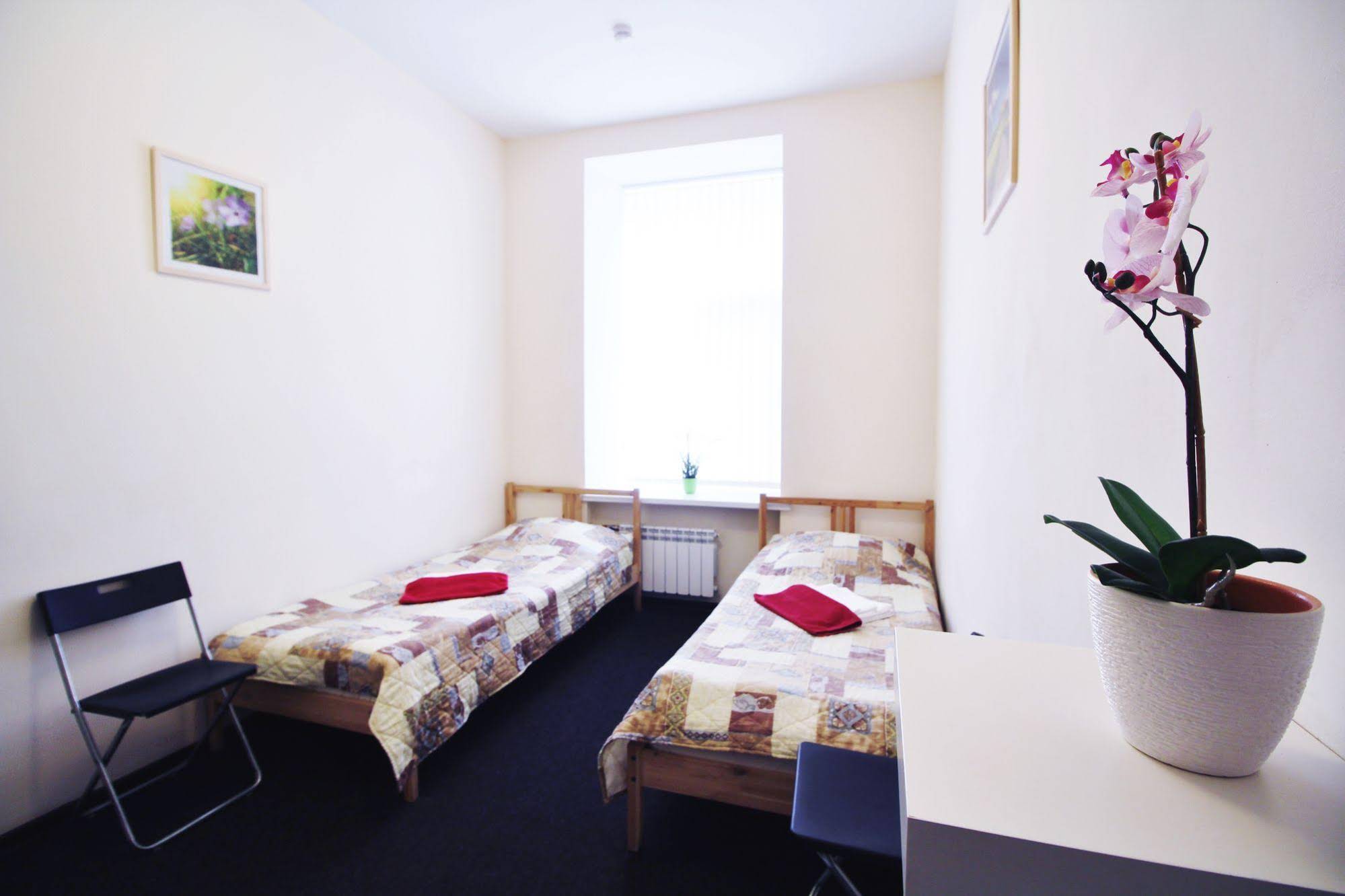 SuperHostel on Poltavskaya 5/29