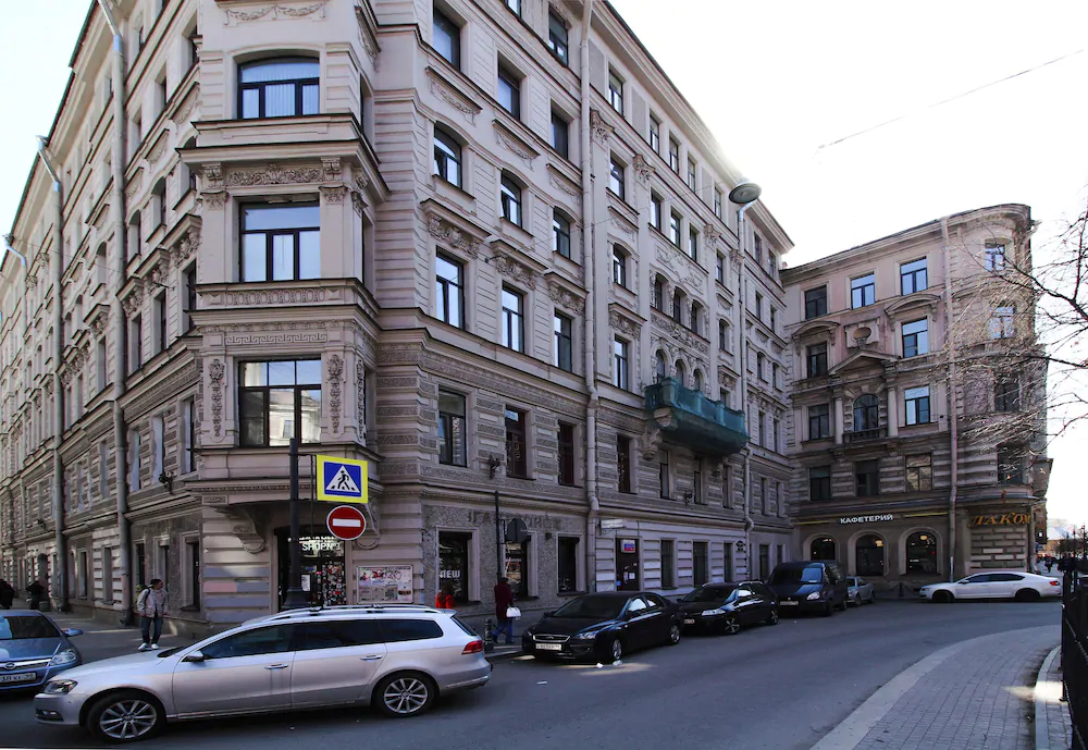 SuperHostel Pushkinskaya 14