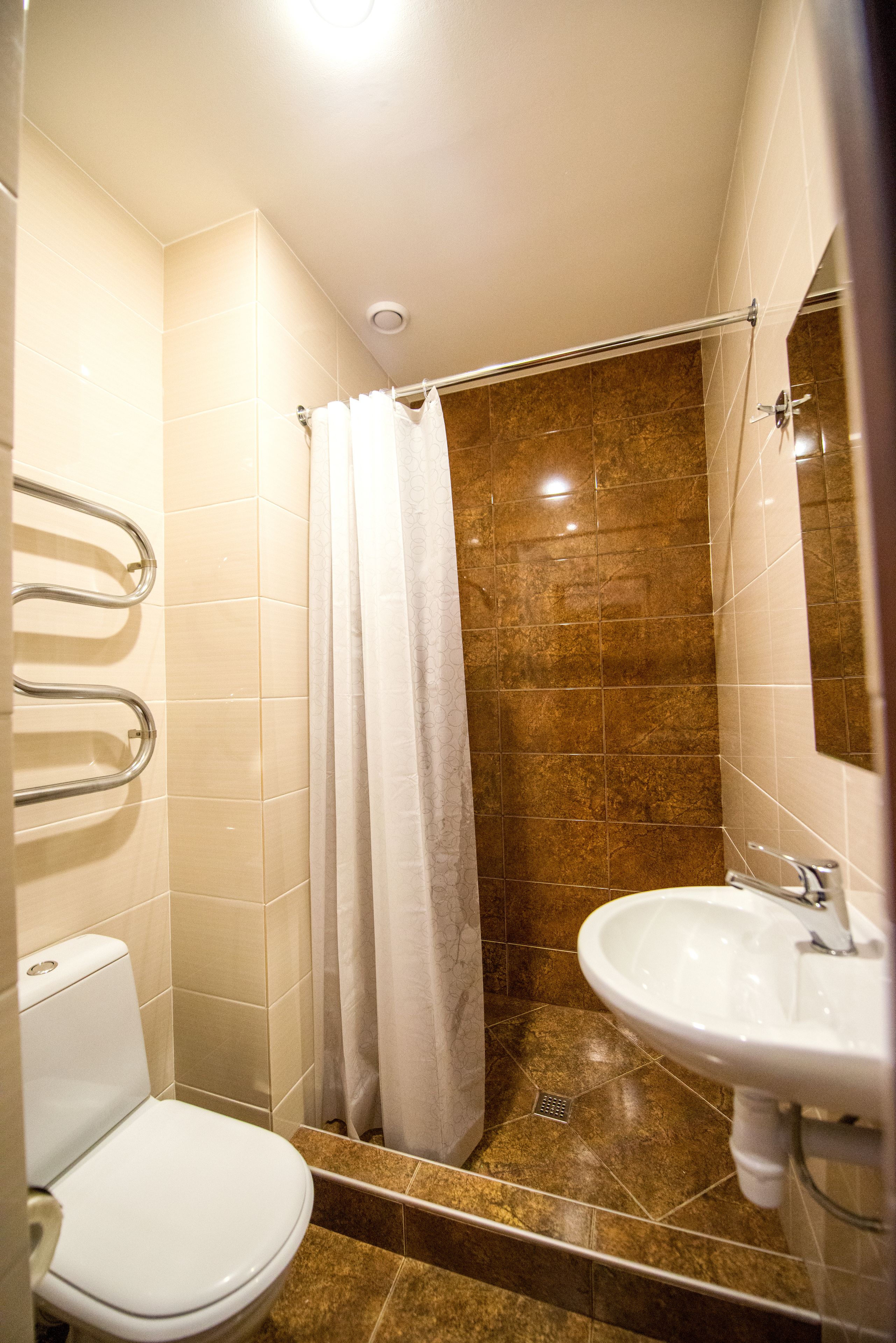Three Rivers Hotel