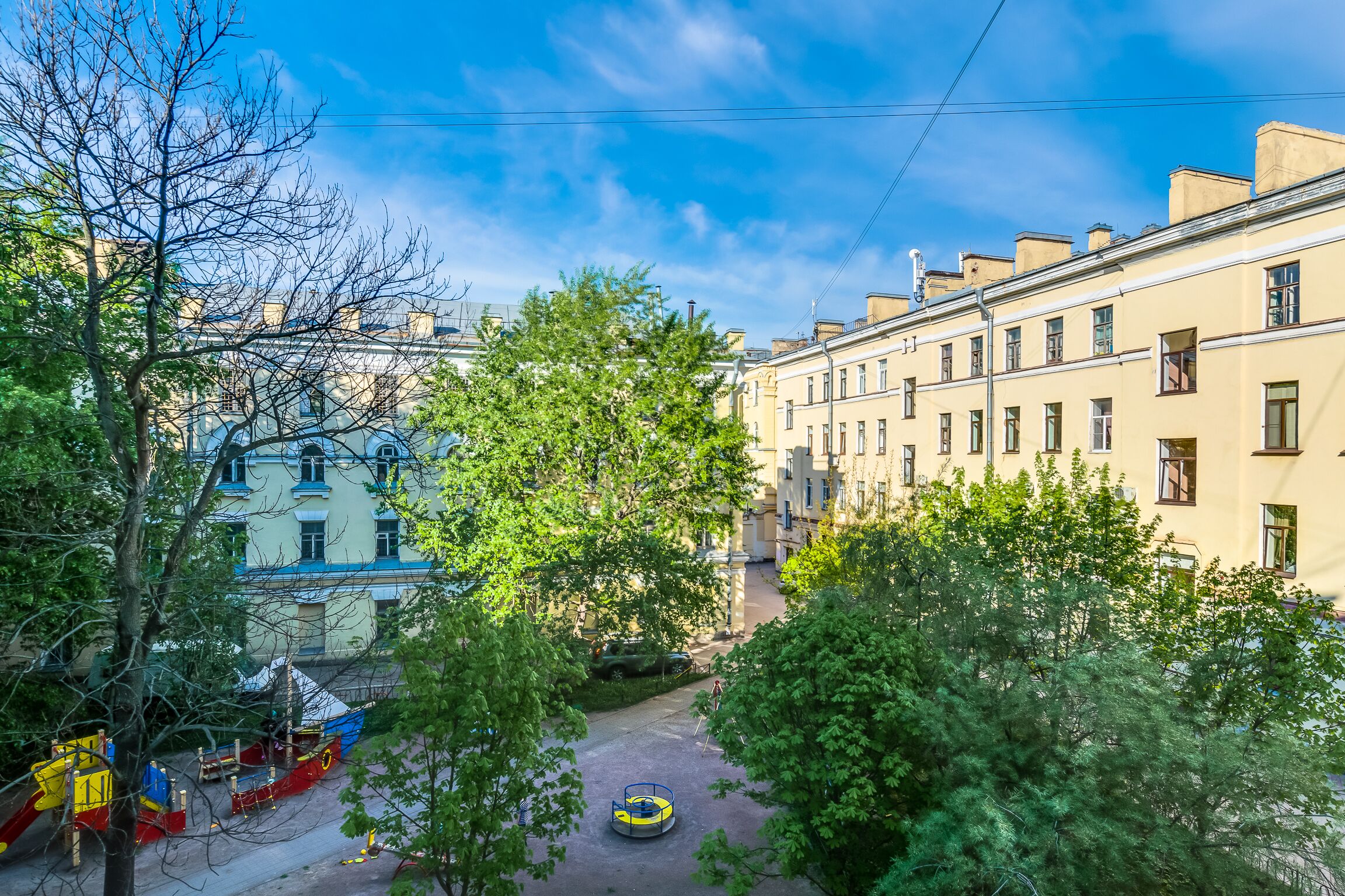 Travelto Zvenigorodskaya