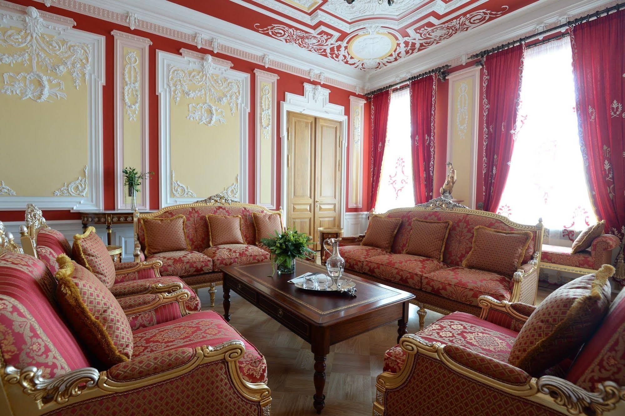 Trezzini Palace Hotel