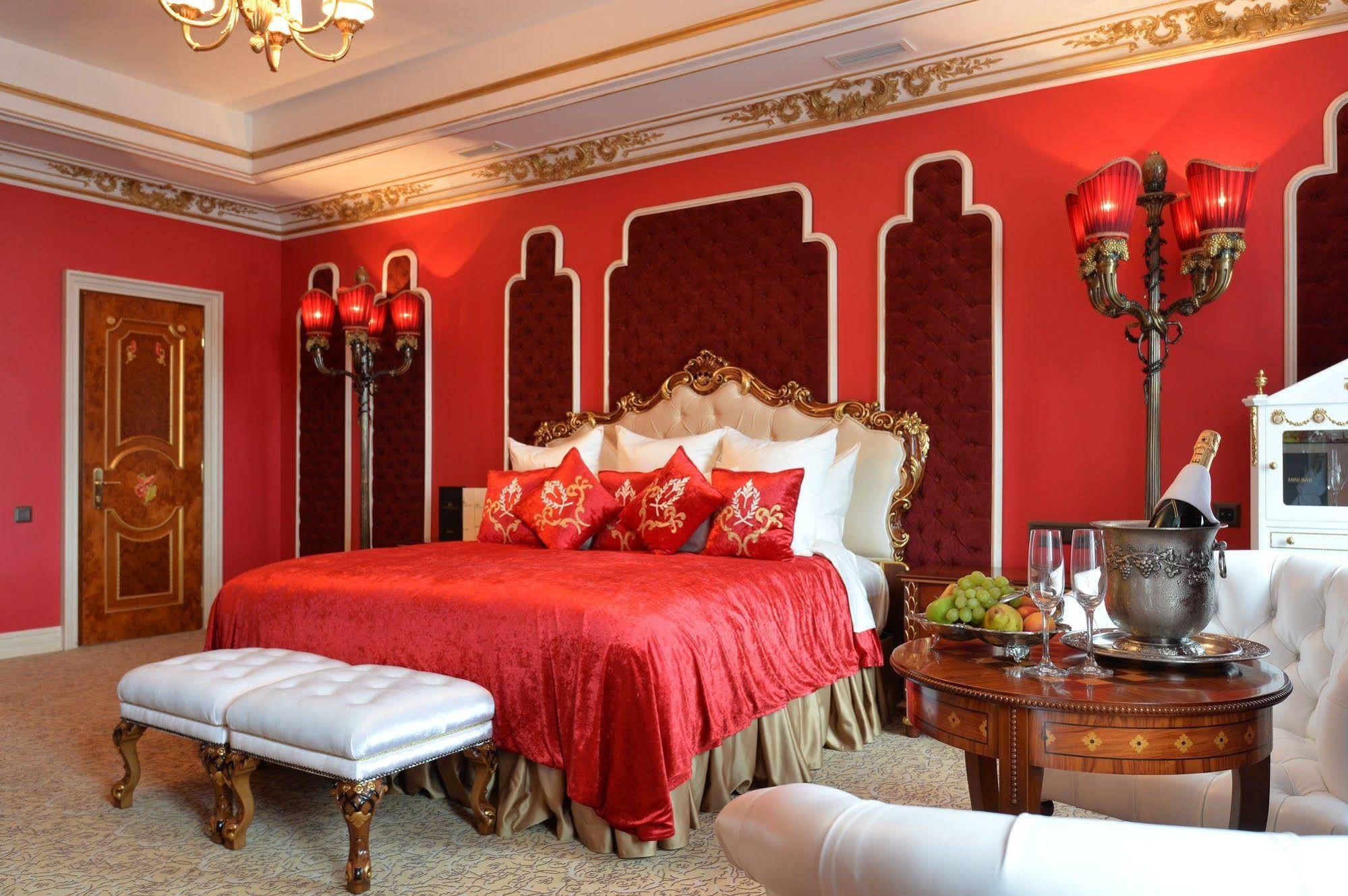 Trezzini Palace Hotel