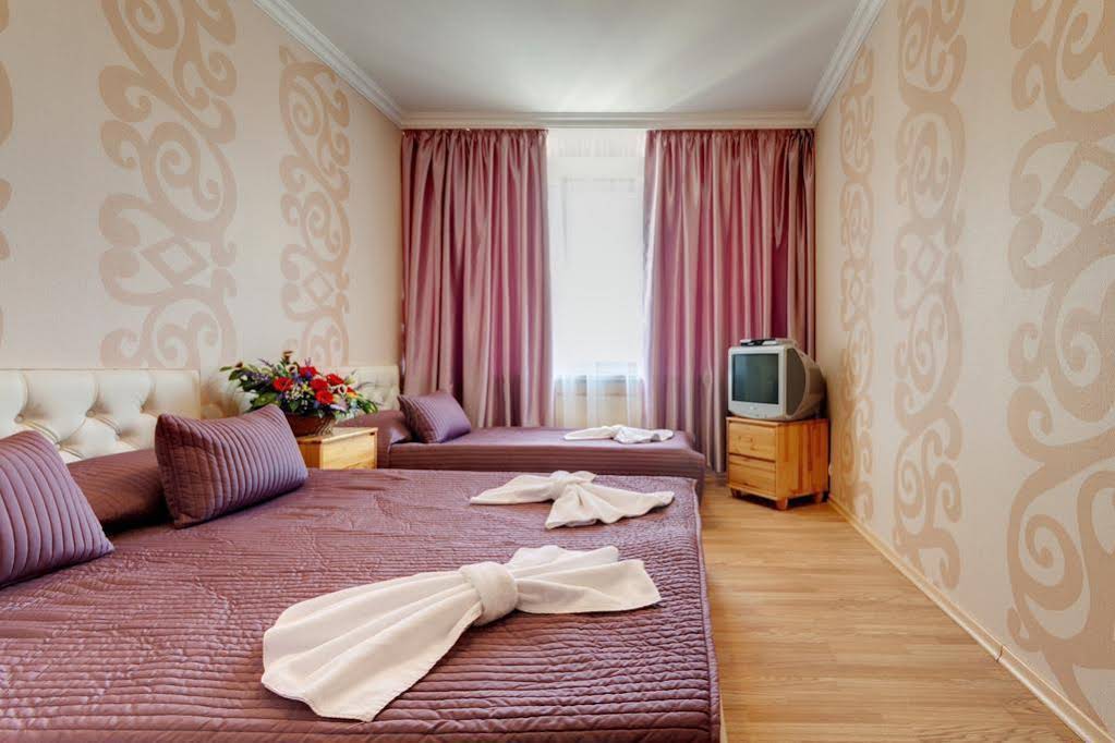 Uzhno Primorskiy Hotel