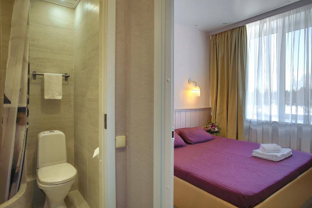 Uzhno Primorskiy Hotel