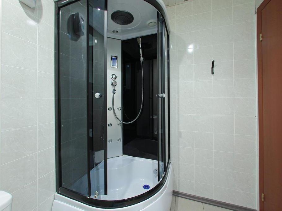 Vasileostrovskiy Hotel