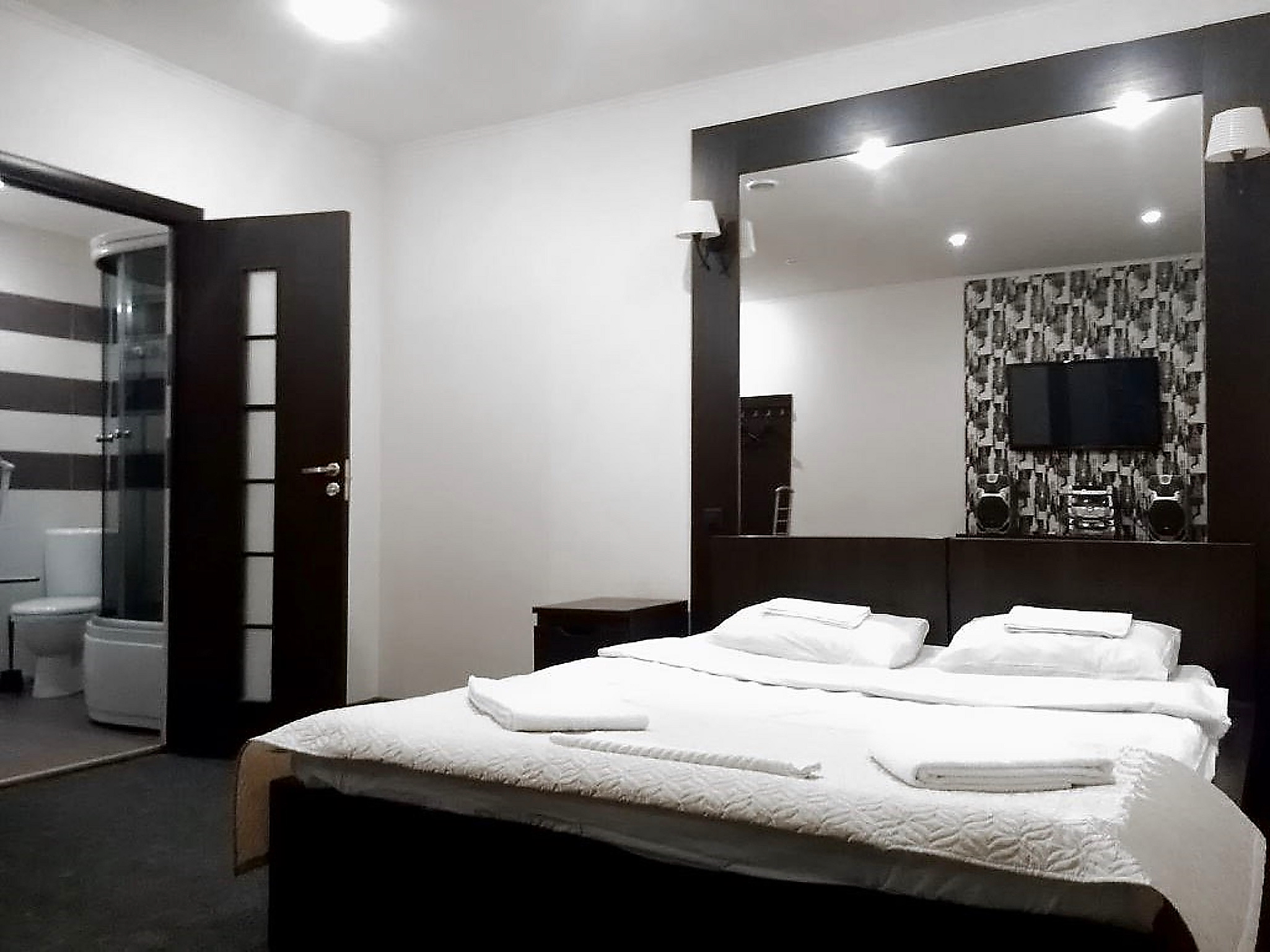 Vasileostrovskiy Hotel