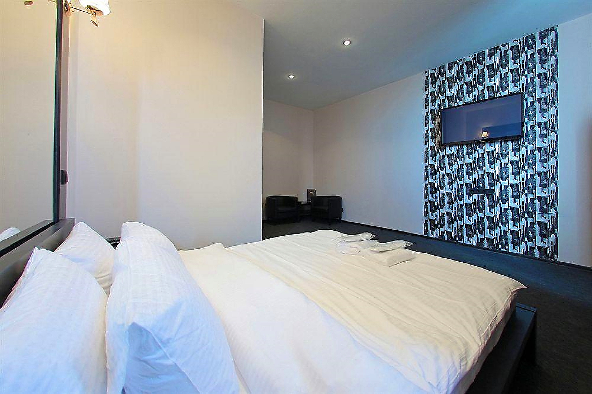 Vasileostrovskiy Hotel