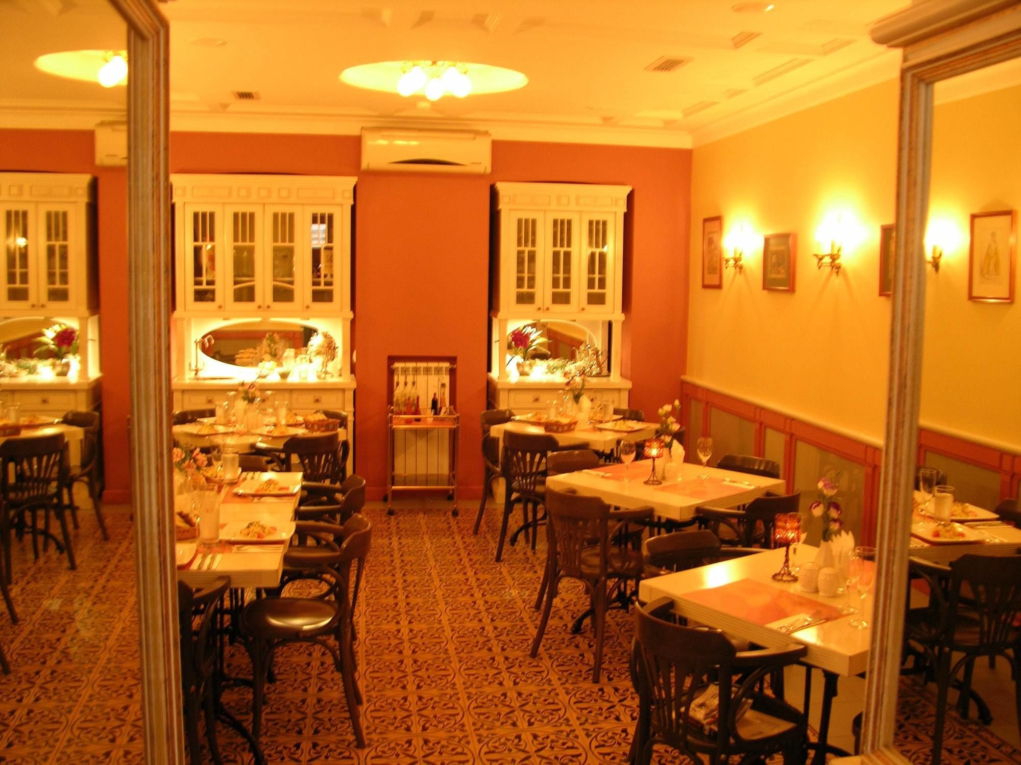 Hotel Vera